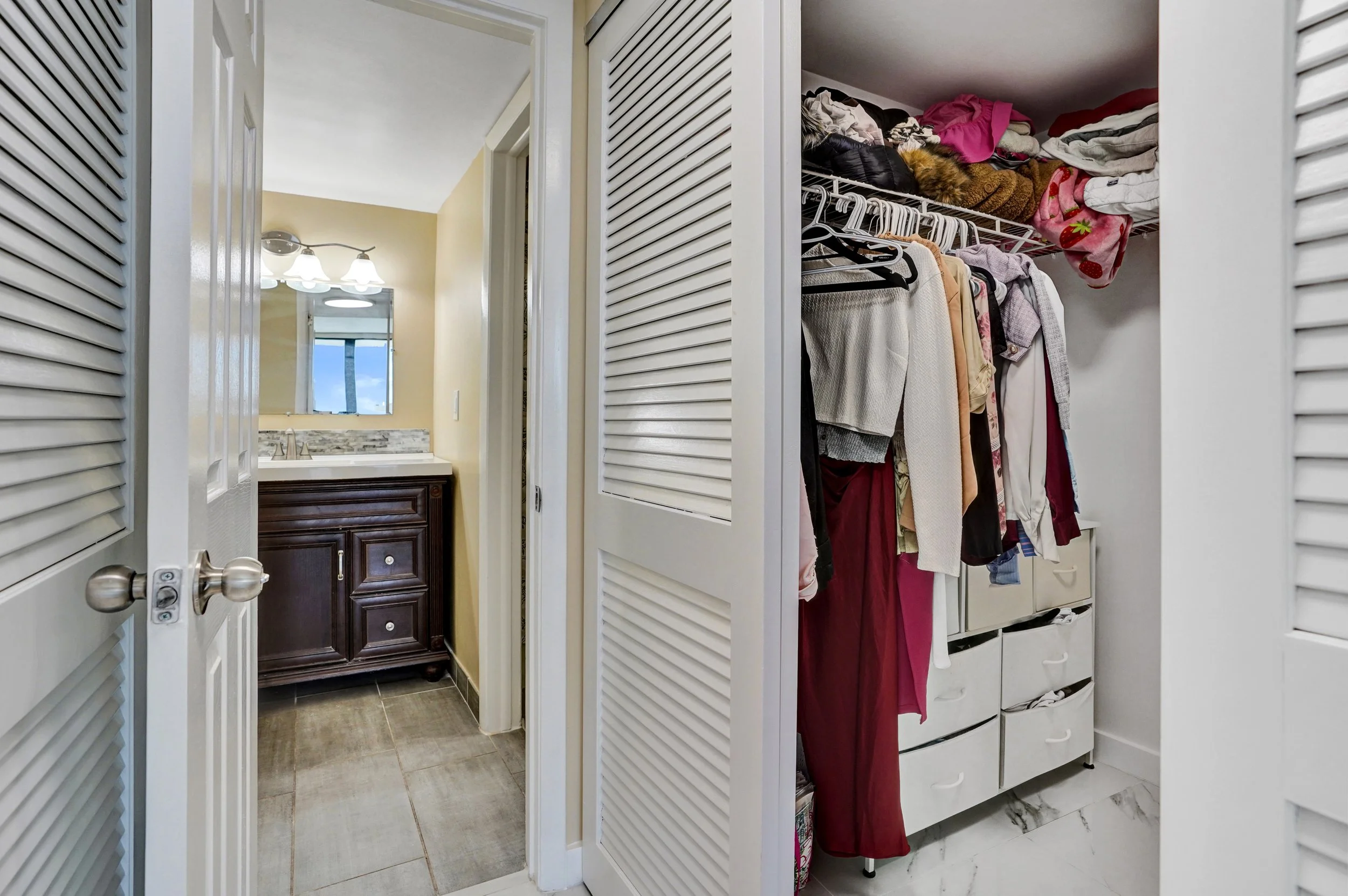 3590 S Ocean Boulevard 809, South Palm Beach, FL 33480 Waterfront Condo For Sale at Mayfair House Palm Beach