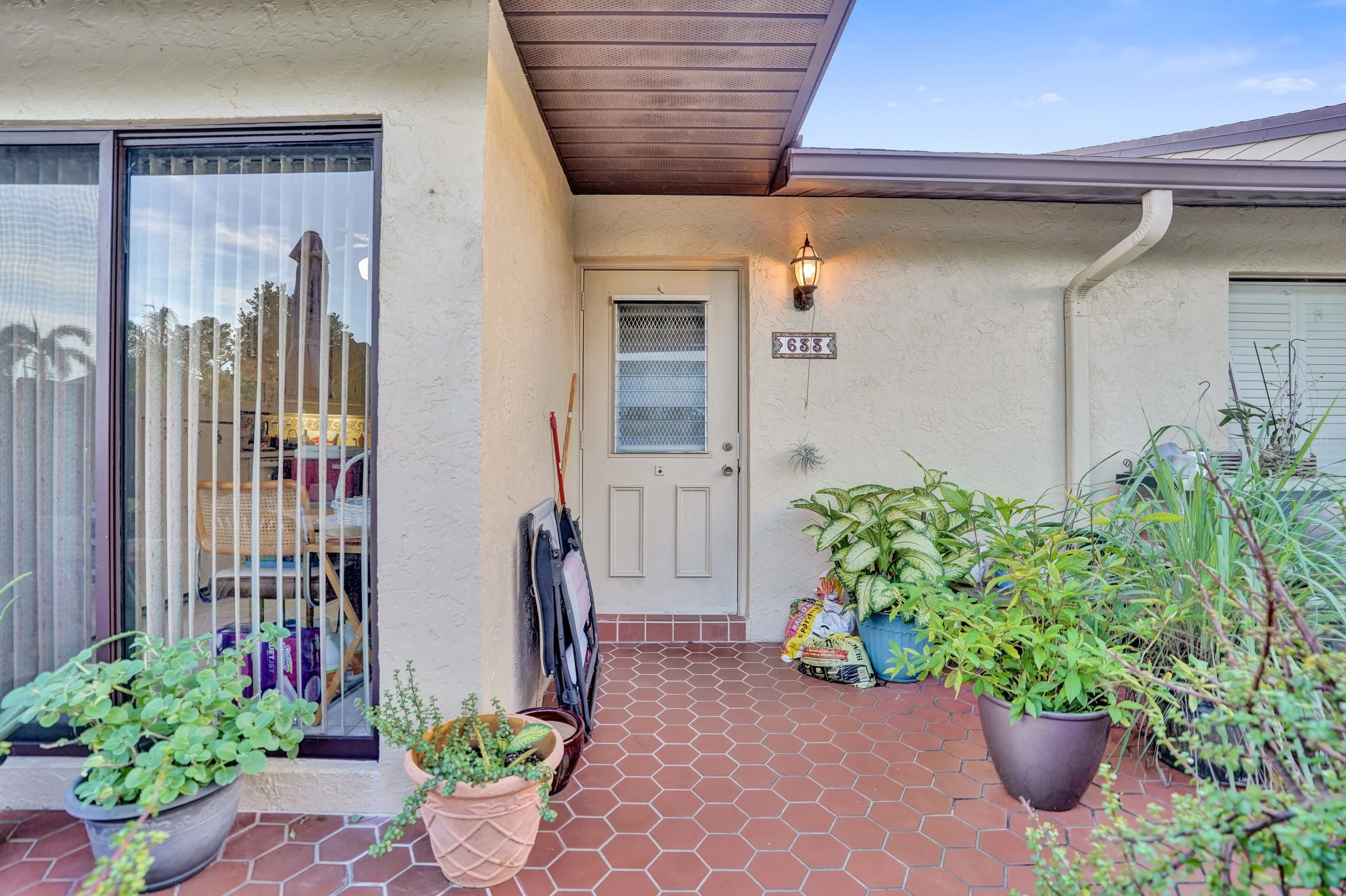 633 Sea Pine Way H, Greenacres Waterfront Villa For Sale | Pine Ridge Community