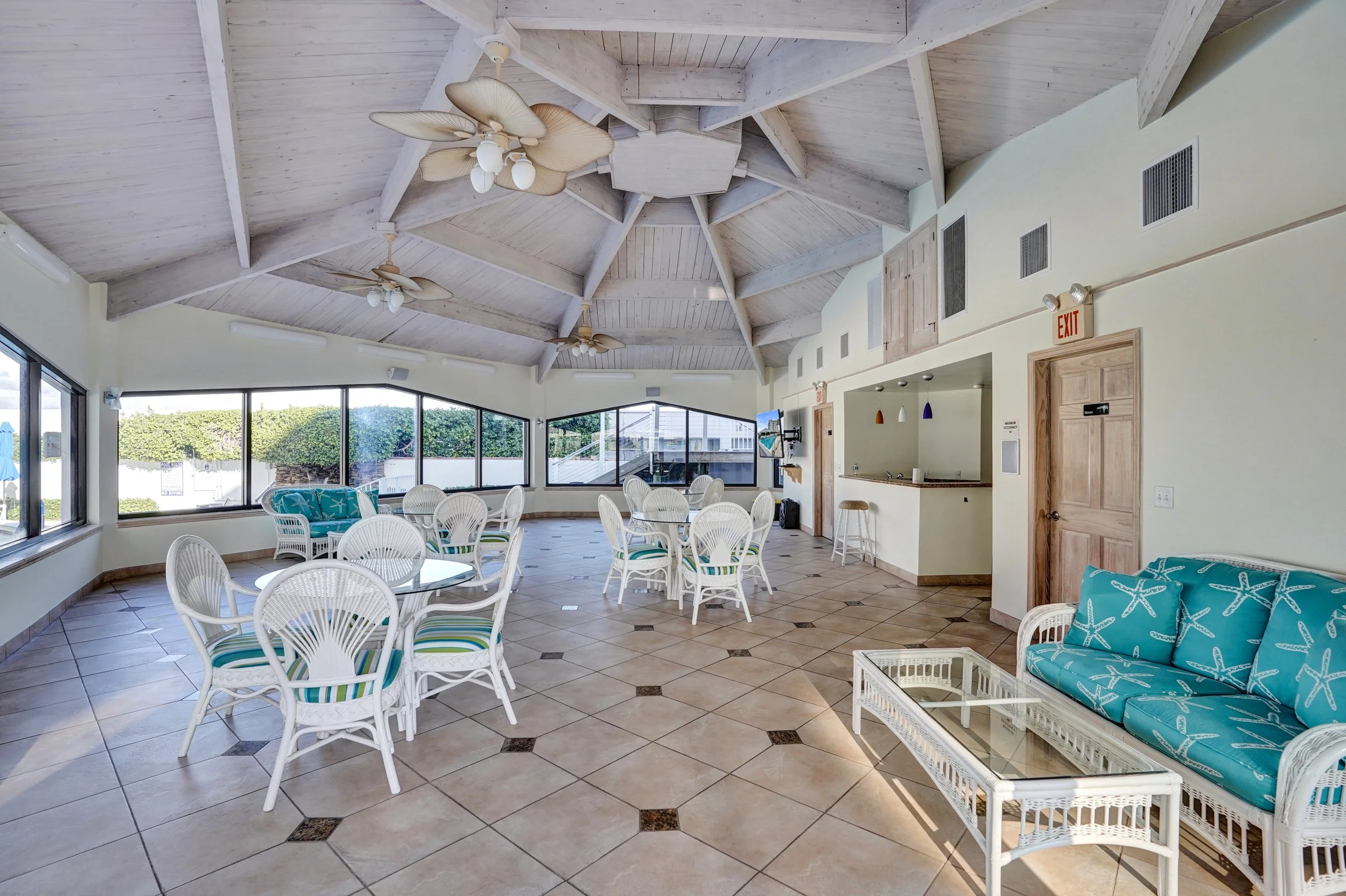 3590 S Ocean Boulevard 809, South Palm Beach, FL 33480 Waterfront Condo For Sale at Mayfair House Palm Beach