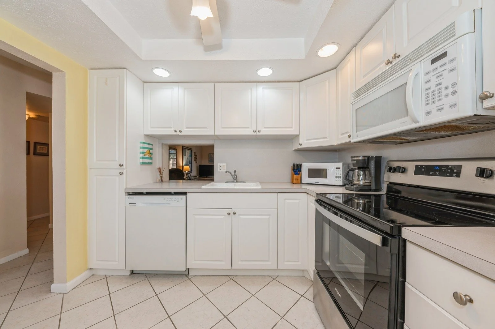 230 NE 26th Avenue 213, Boynton Beach, FL 33435 | Homes For Sale