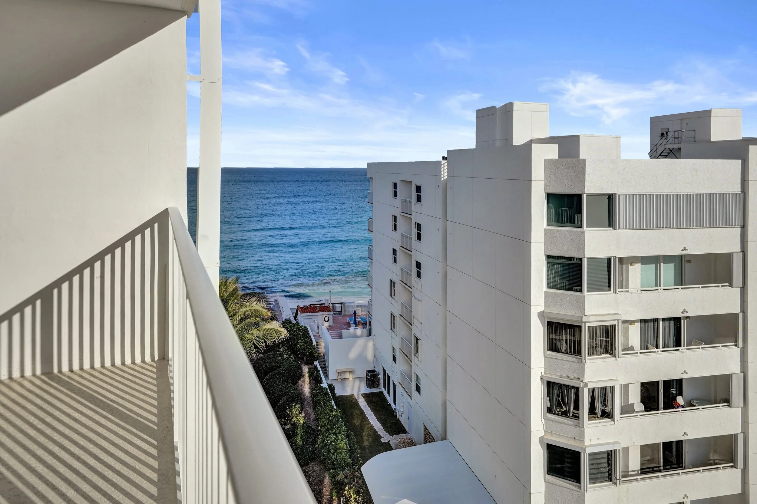 Palm Beach Florida Oceanfront Condo for sale | Mayfair House 