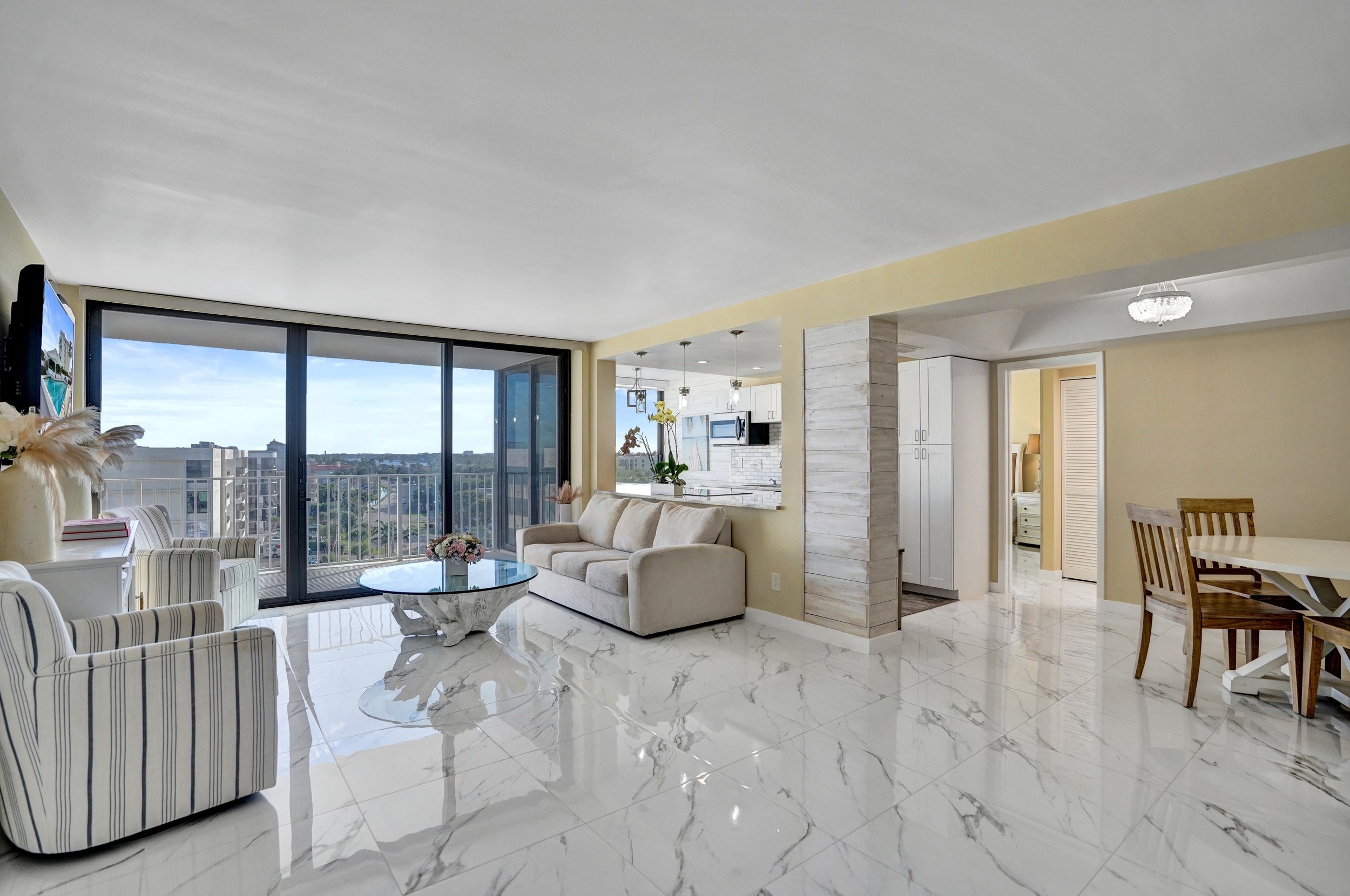 South Palm Beach Florida Waterfront Home for sale  | Mayfair House