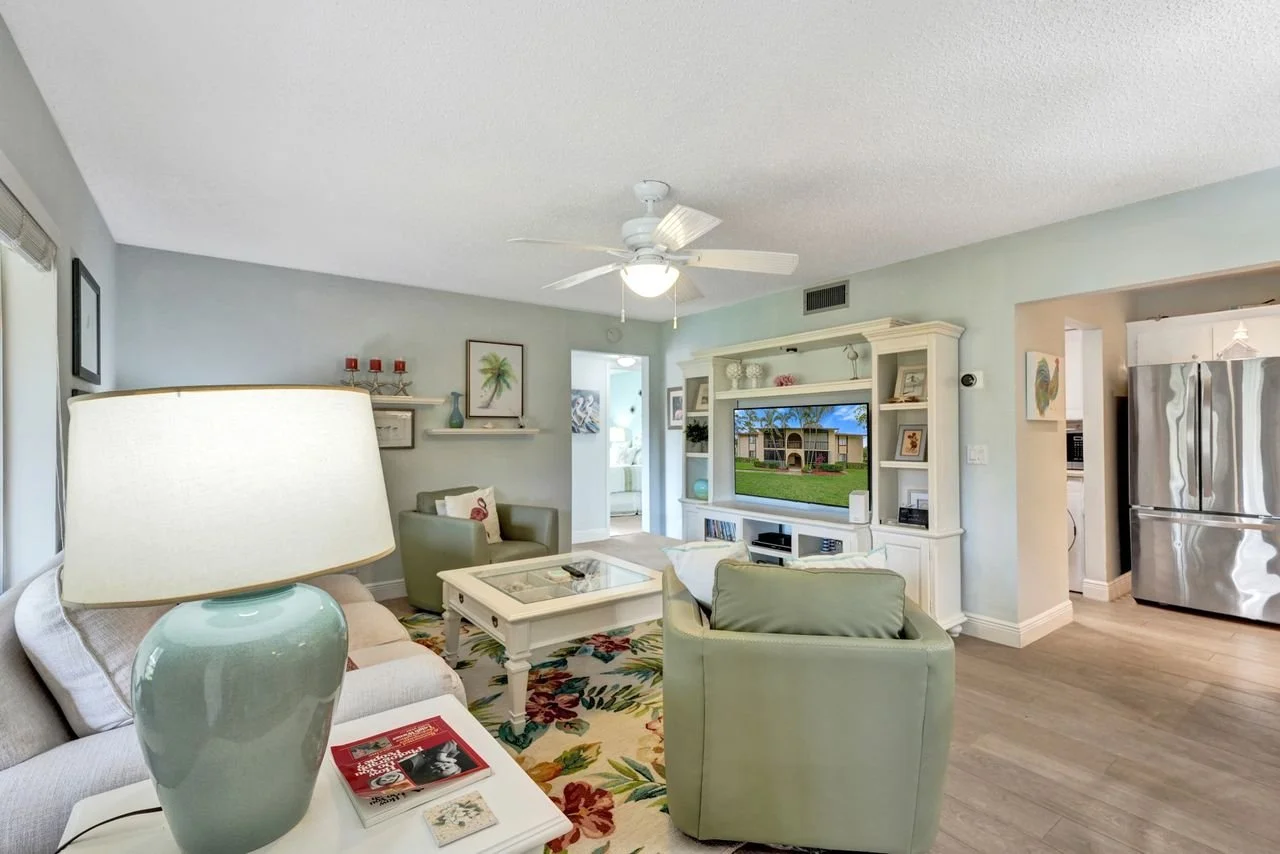 429 Pine Glen Lane #C-2, Greenacres, Fl Condo For Sale in Pine Ridge South Greenacres