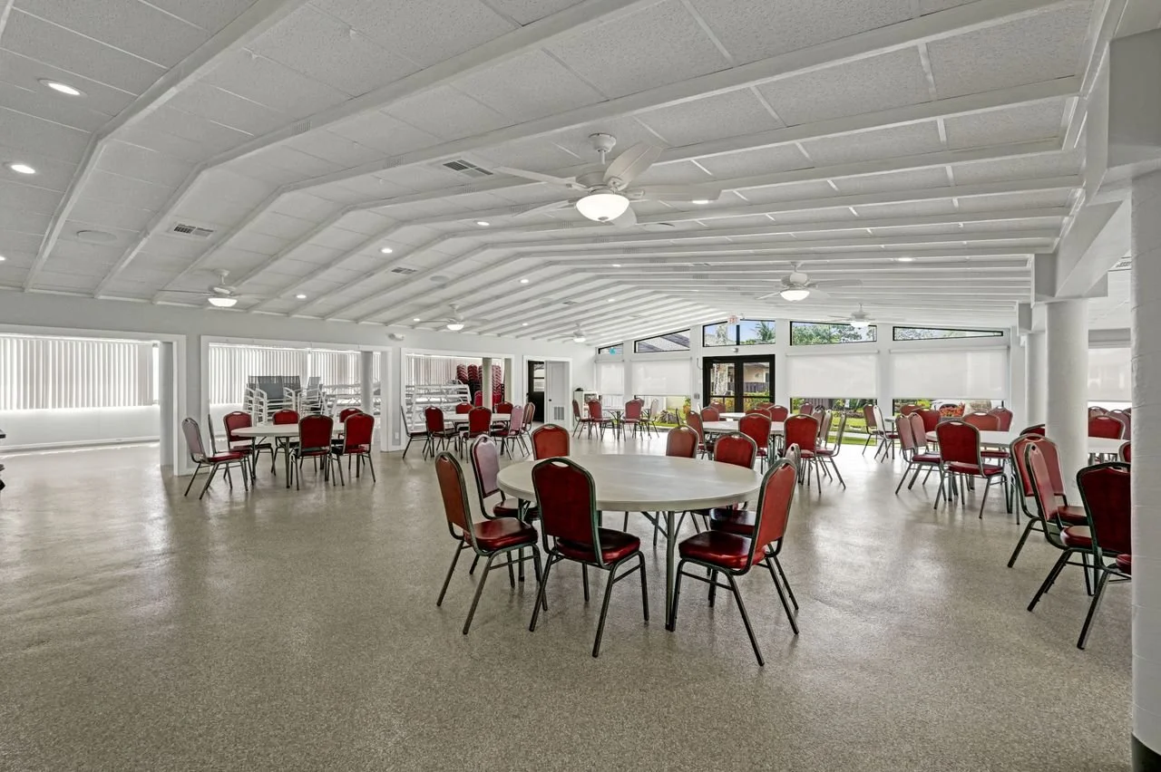 429 Pine Glen Lane #C-2, Greenacres, Fl Condo For Sale in Pine Ridge South Greenacres