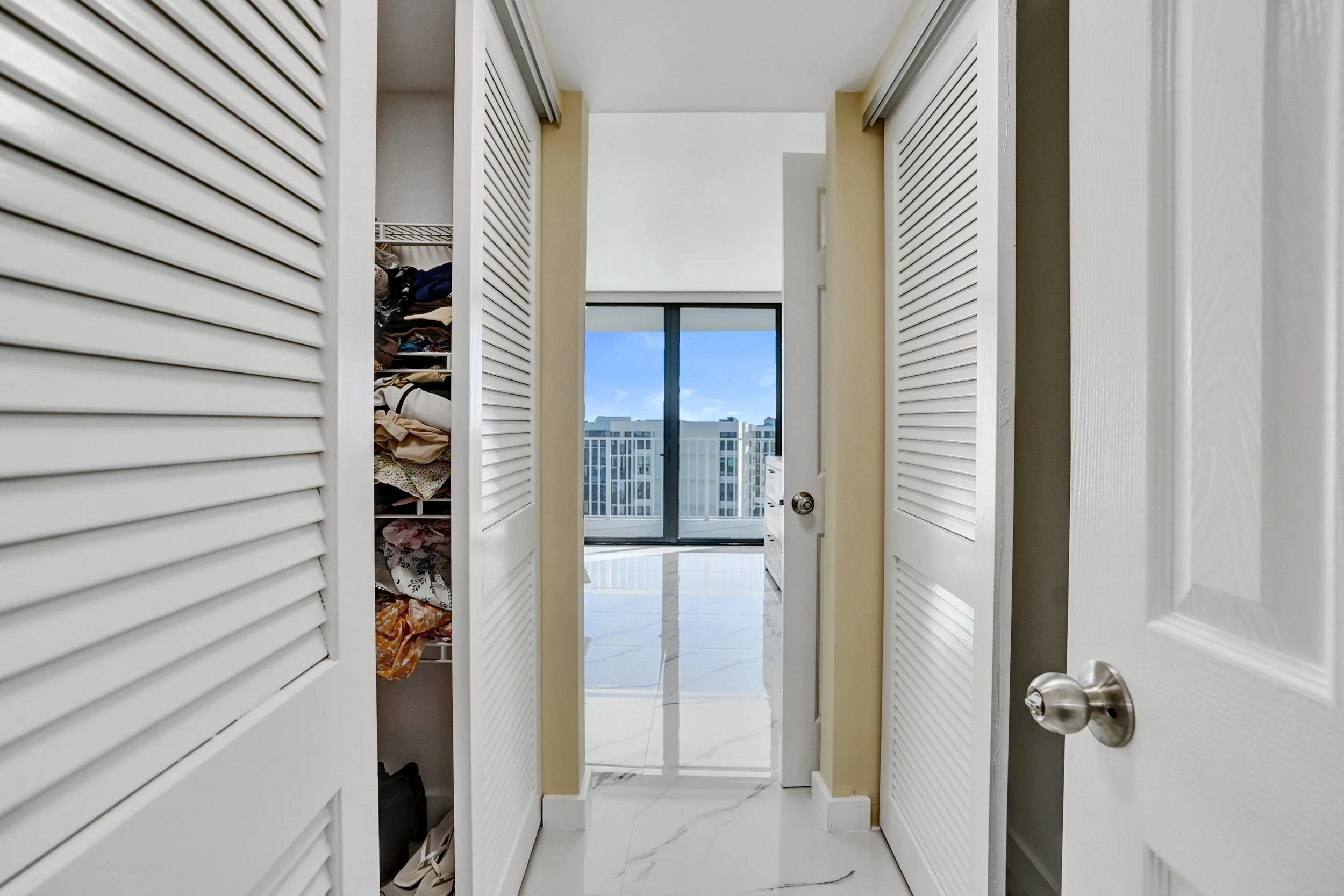 3590 S Ocean Boulevard 809, South Palm Beach, FL 33480 Waterfront Condo For Sale at Mayfair House Palm Beach