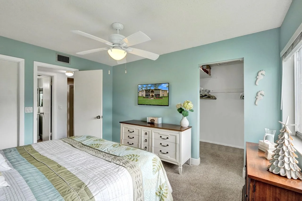 429 Pine Glen Lane #C-2, Greenacres, Fl Condo For Sale in Pine Ridge South Greenacres