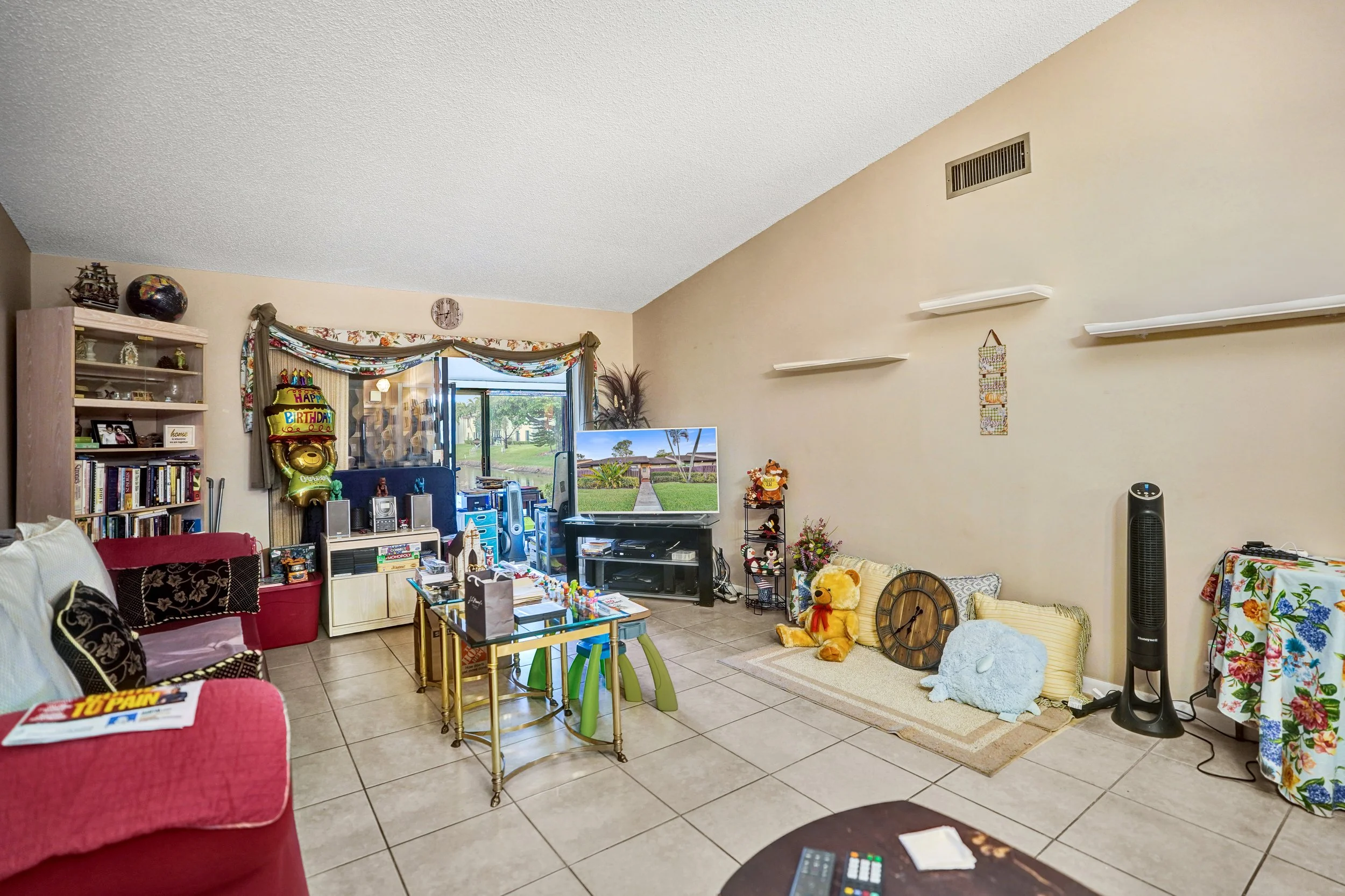 633 Sea Pine Way H, Greenacres Waterfront Villa For Sale | Pine Ridge Community