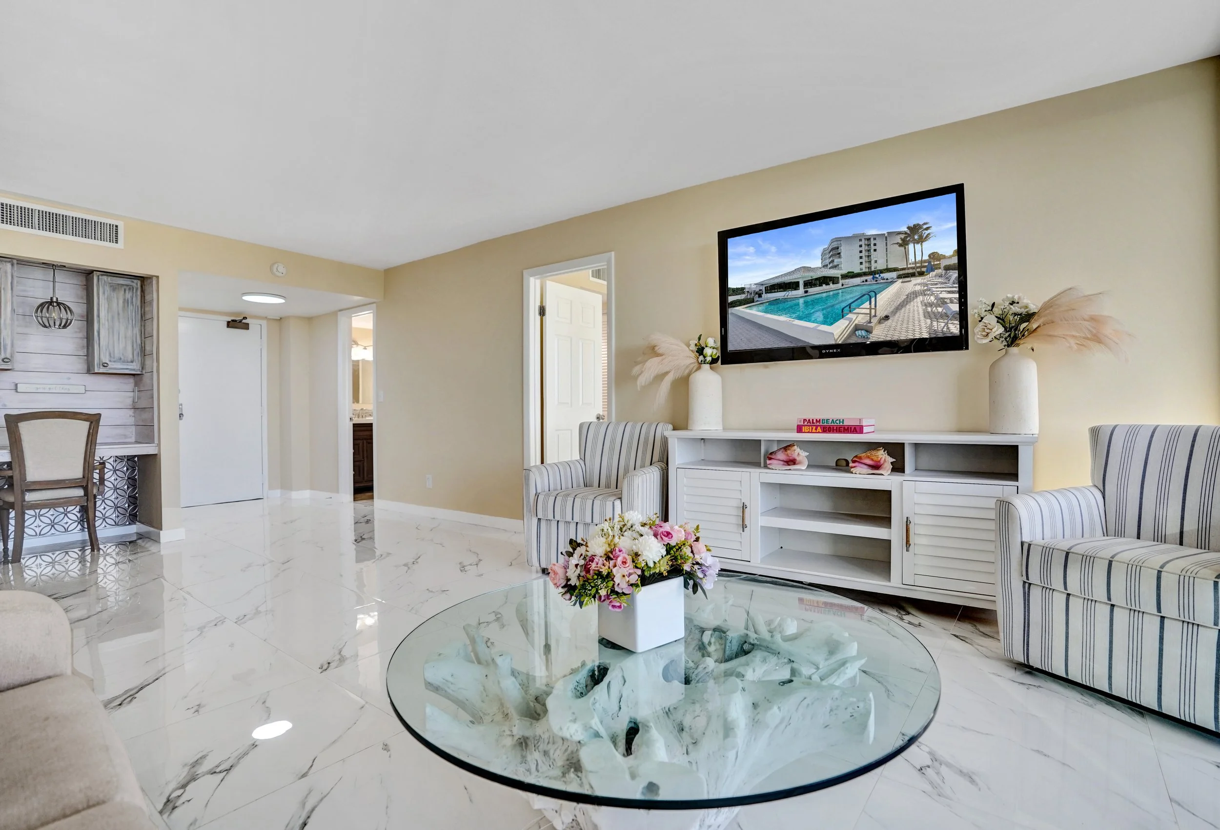 South Palm Beach Florida Waterfront Home for sale  | Mayfair House