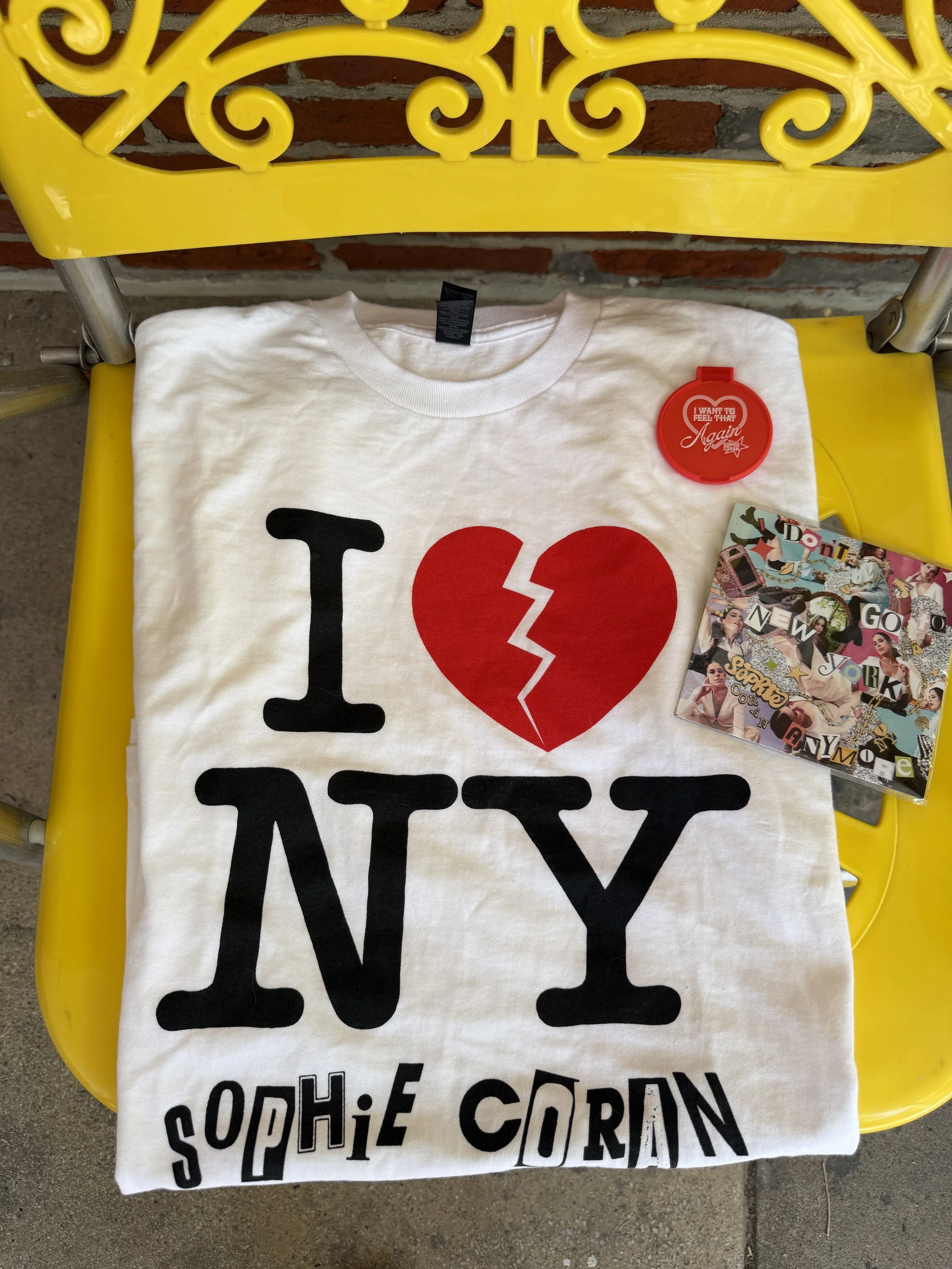 The "i don't go to new york anymore" bundle 💔 (white t-shirt)