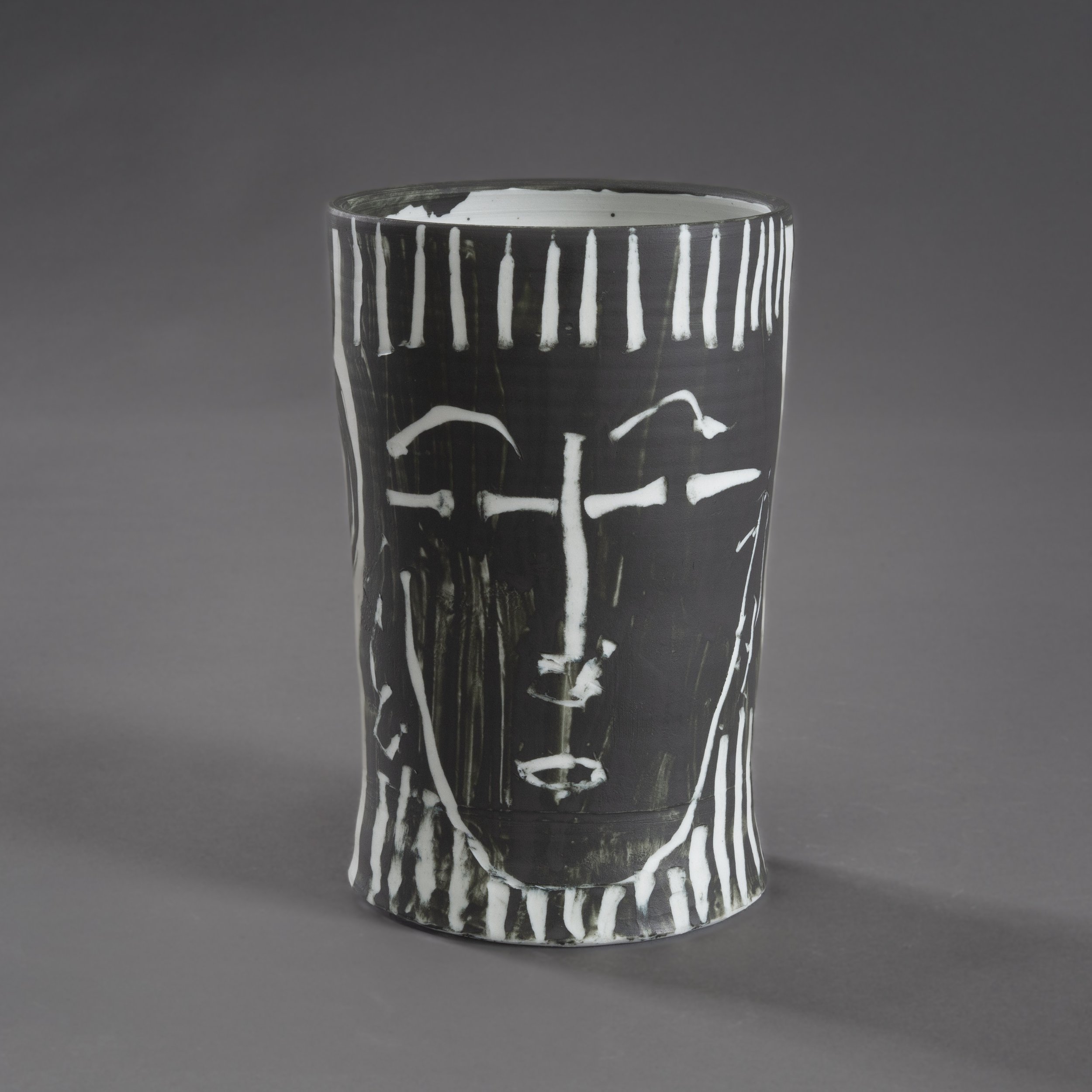 20240 Edward Eberle FACE VASE 2020 7x5x5_DM39620.jpg