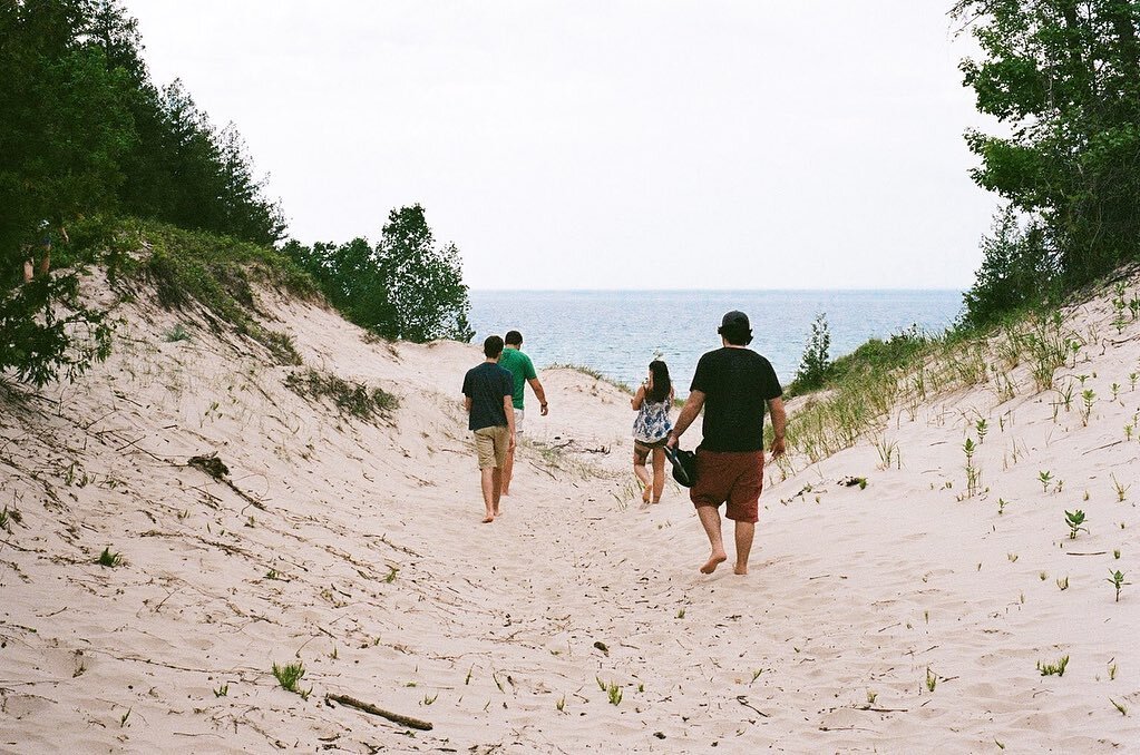 More dunes with friends

#filmphotography #photography #photooftheday #film #filmisnotdead #filmcamera #filmisalive #shootitwithfilm #35mm #35mmfilm #35mmphotography #35mmfilmphotography #50mmlens #niftyfifty #niftyfiftylens #artist #landscapephotogr