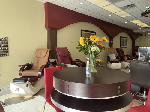 Q T Nails & Spa, business photo 4