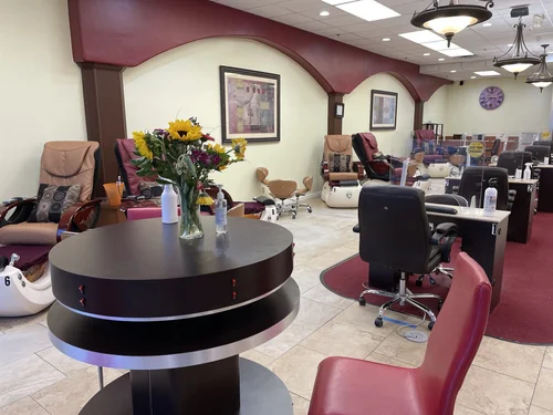 Q T Nails & Spa, business photo 7