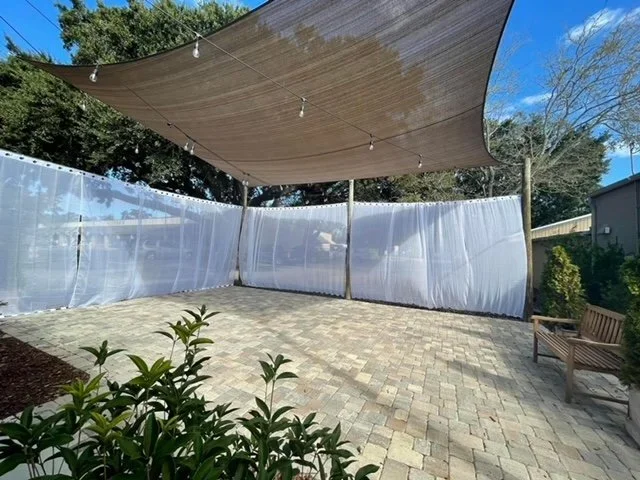 PATIO FURNITURE/DECOR