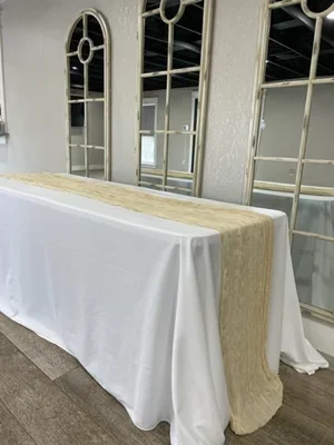 LINENS & RUNNERS
