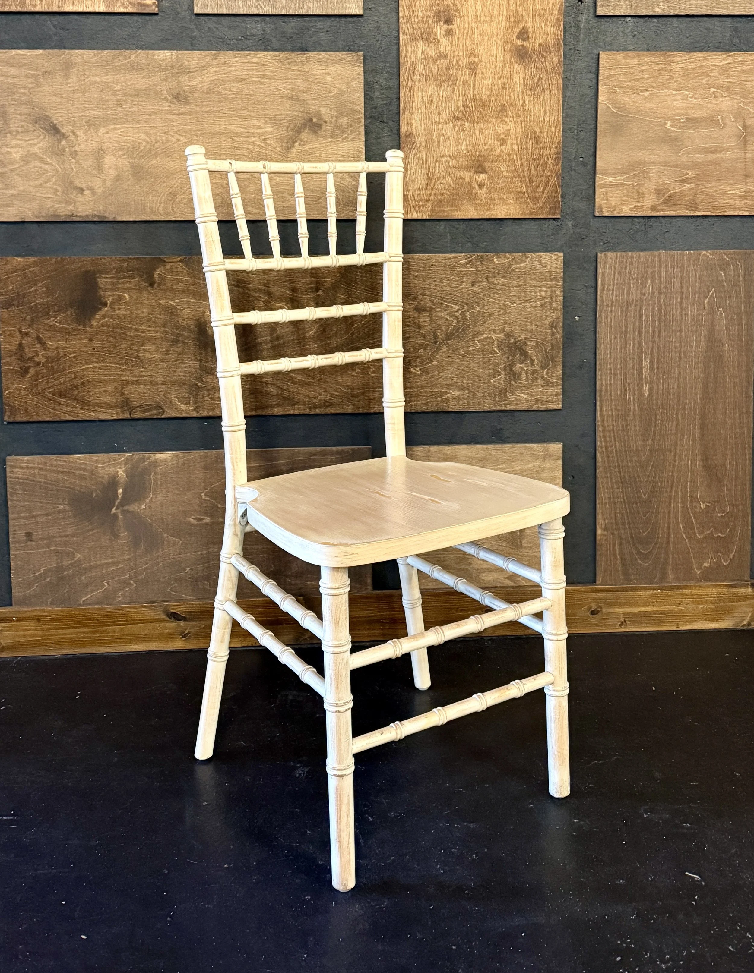 Whitewash Chiavari Chair
$3 each
(170) available