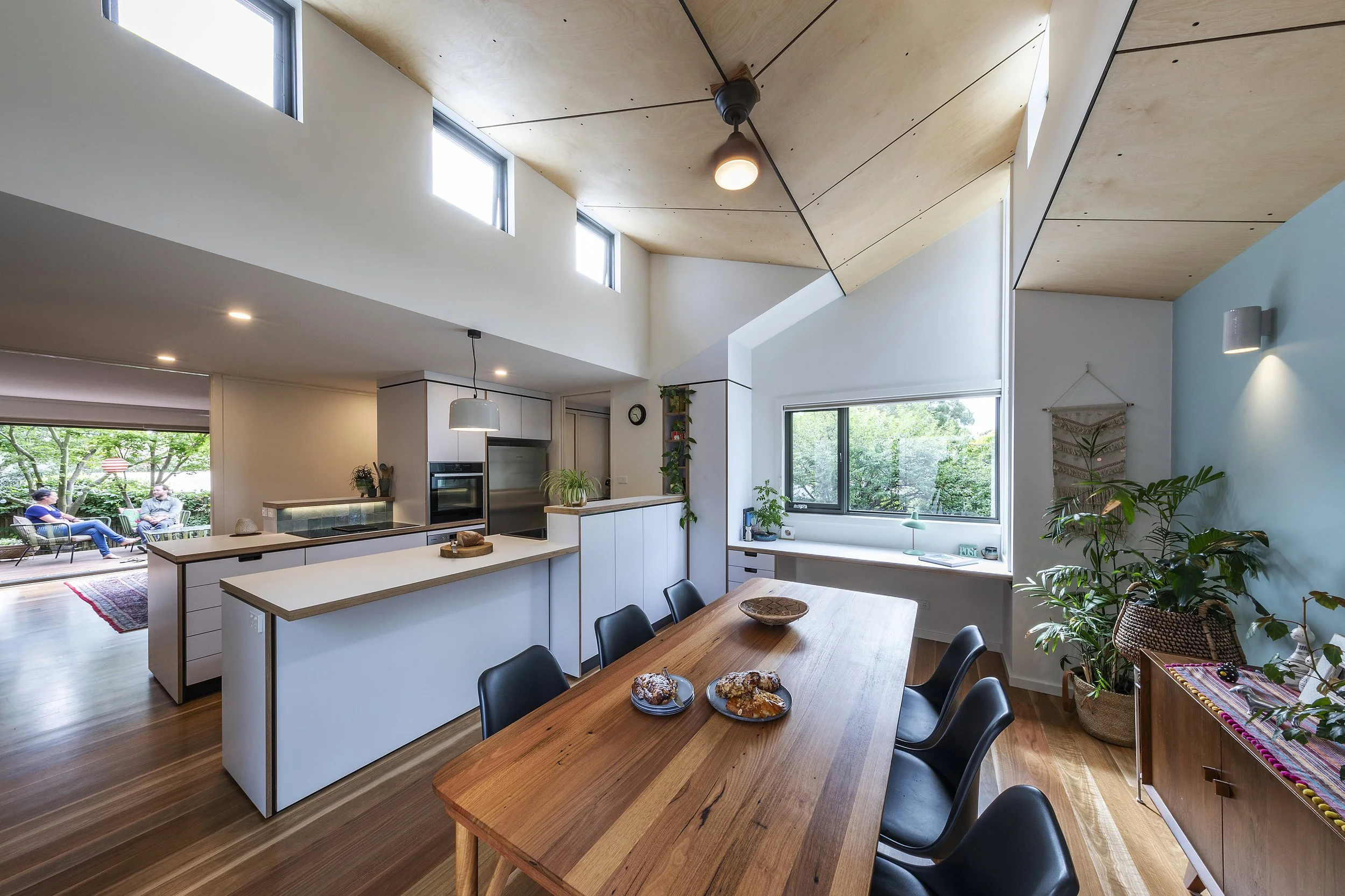 05_Scissor House_Kitchen Dining 2.jpg