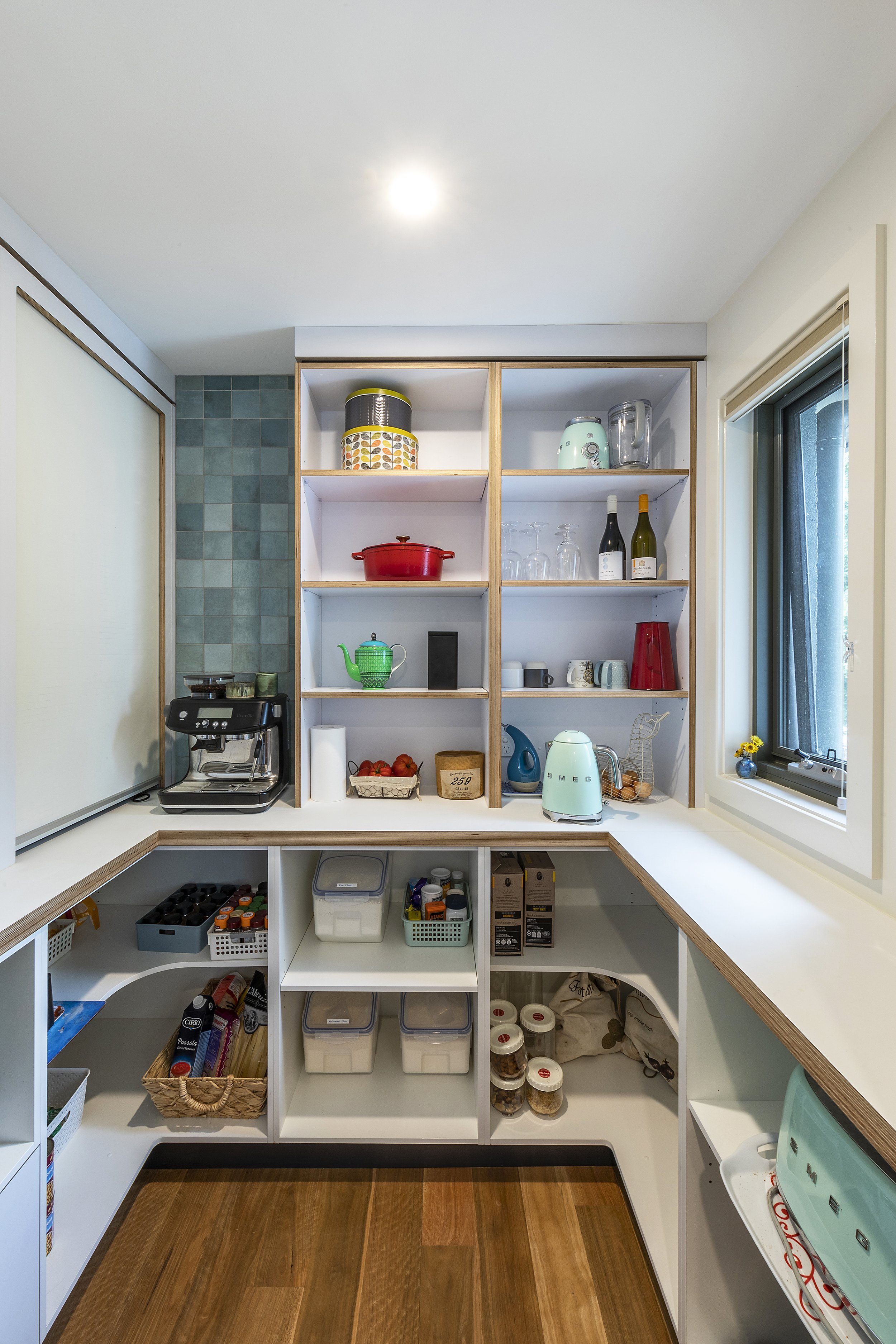 11_Scissor House_Pantry.jpg