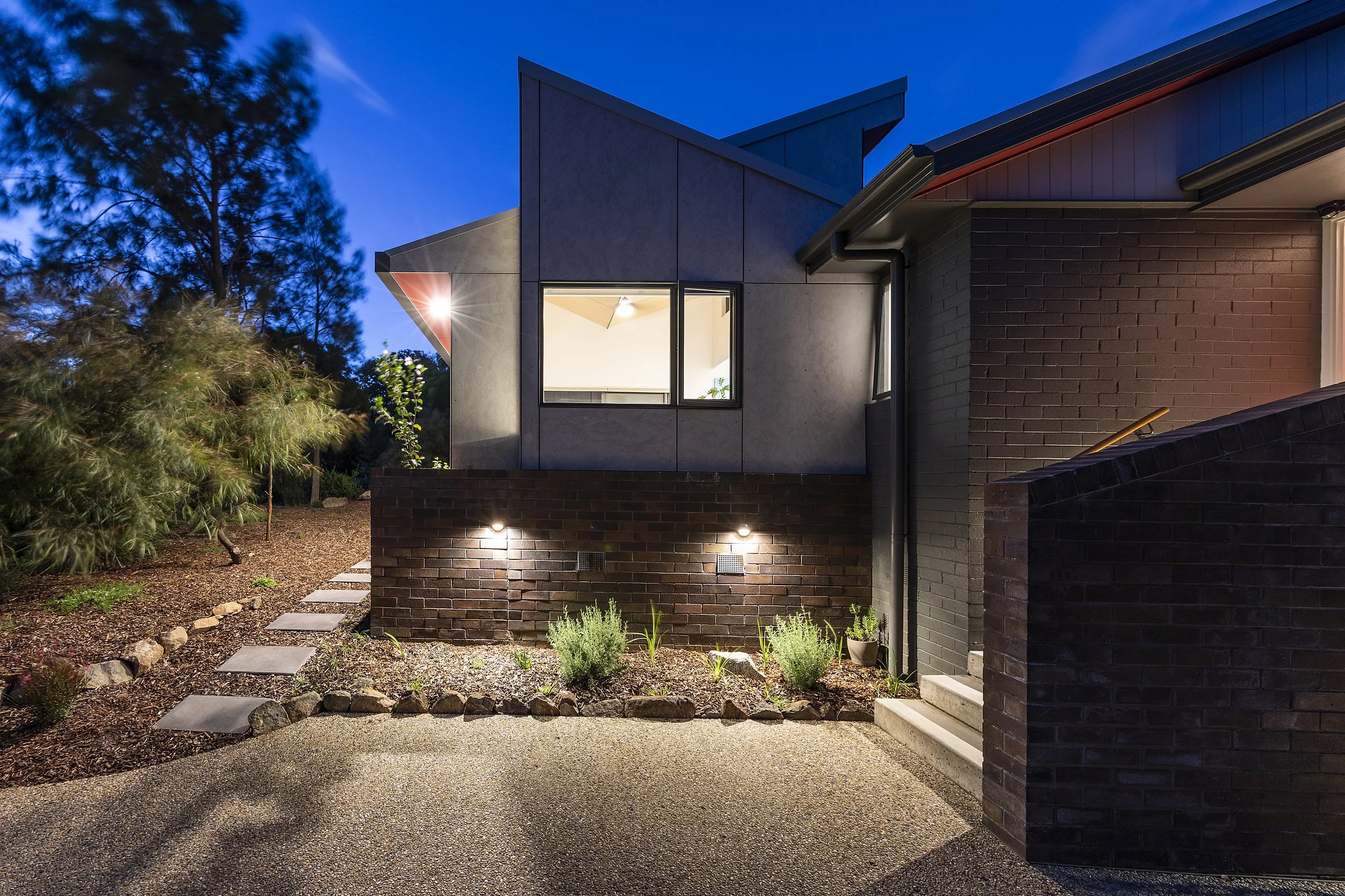 19_Scissor House_External 3.jpg
