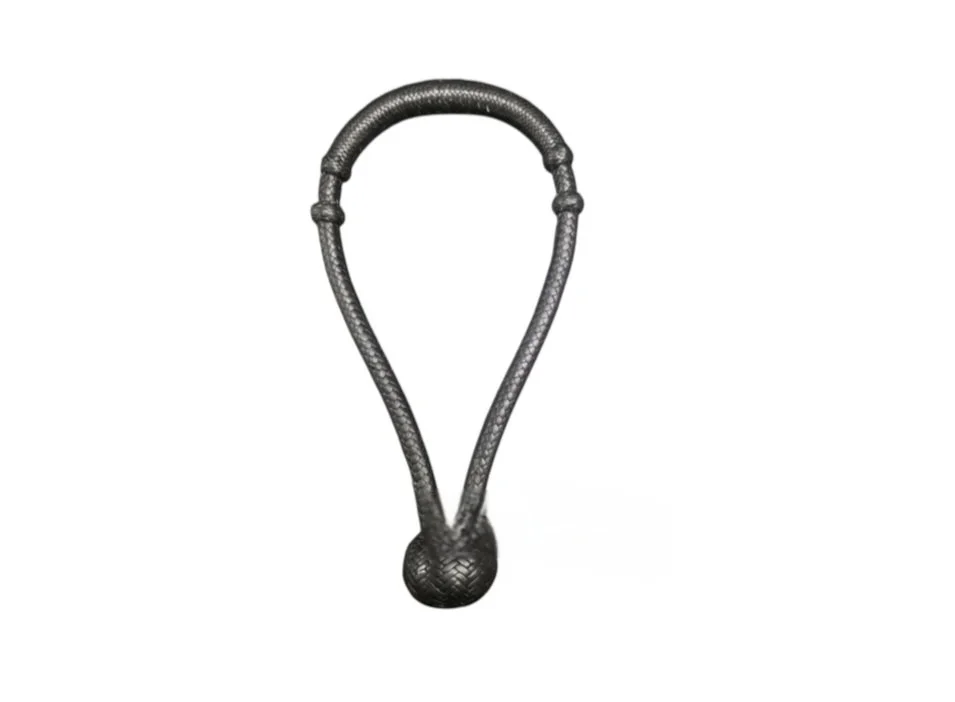 Black 16 Ply 5/8" Rawhide Bosal