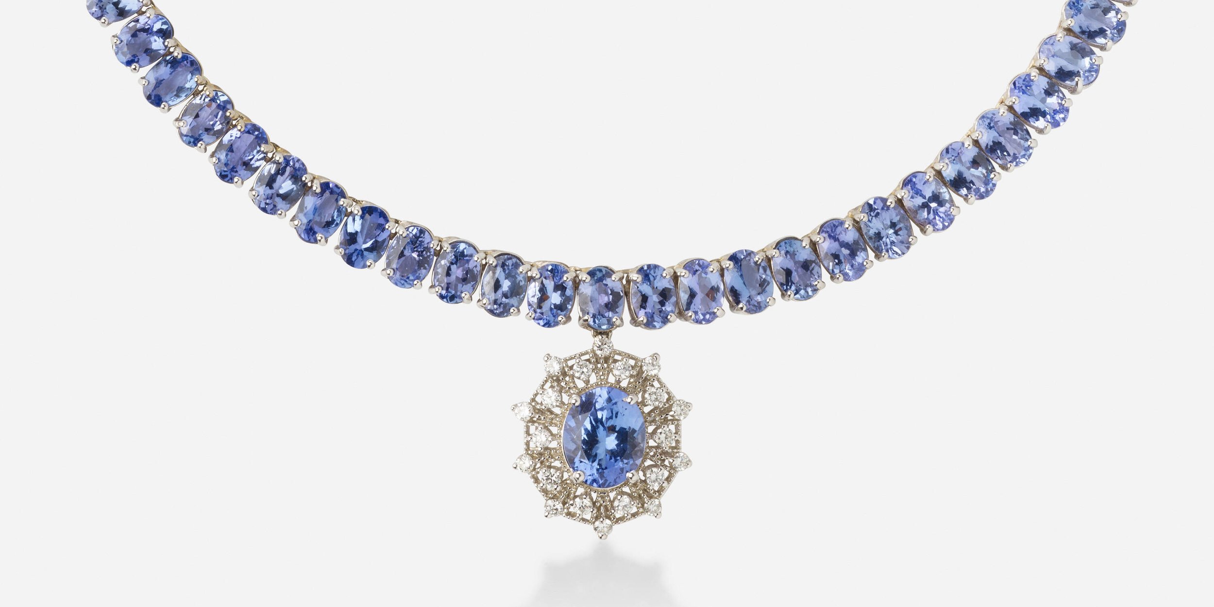 blue_necklace.jpg