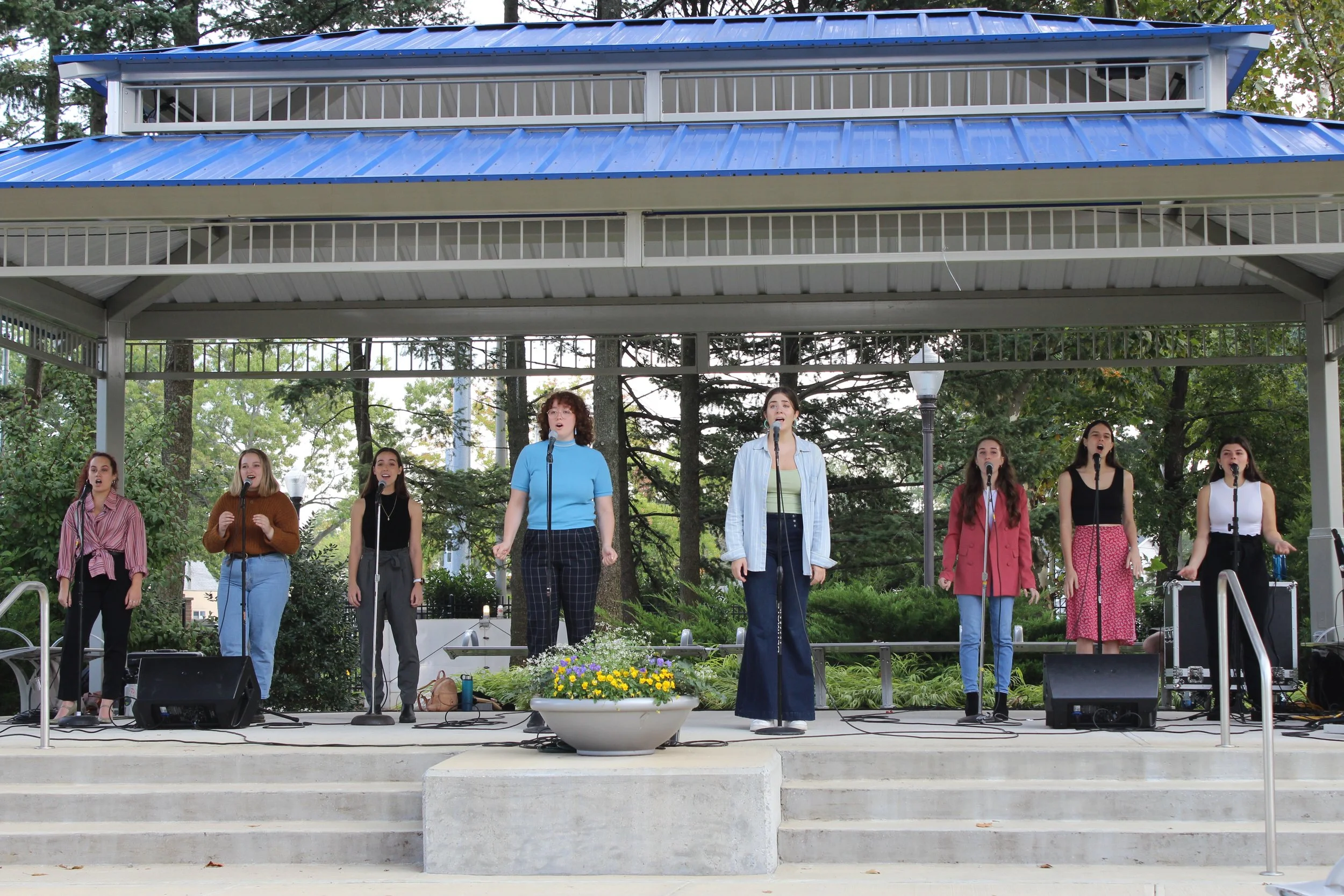 Cabaret in the Park (with Gianna DeRida, Katey Choma, Sydney Kenton, Annalisa Emmett, Nikolette Dempsey, Nic Cullen, and Avery Rudd)