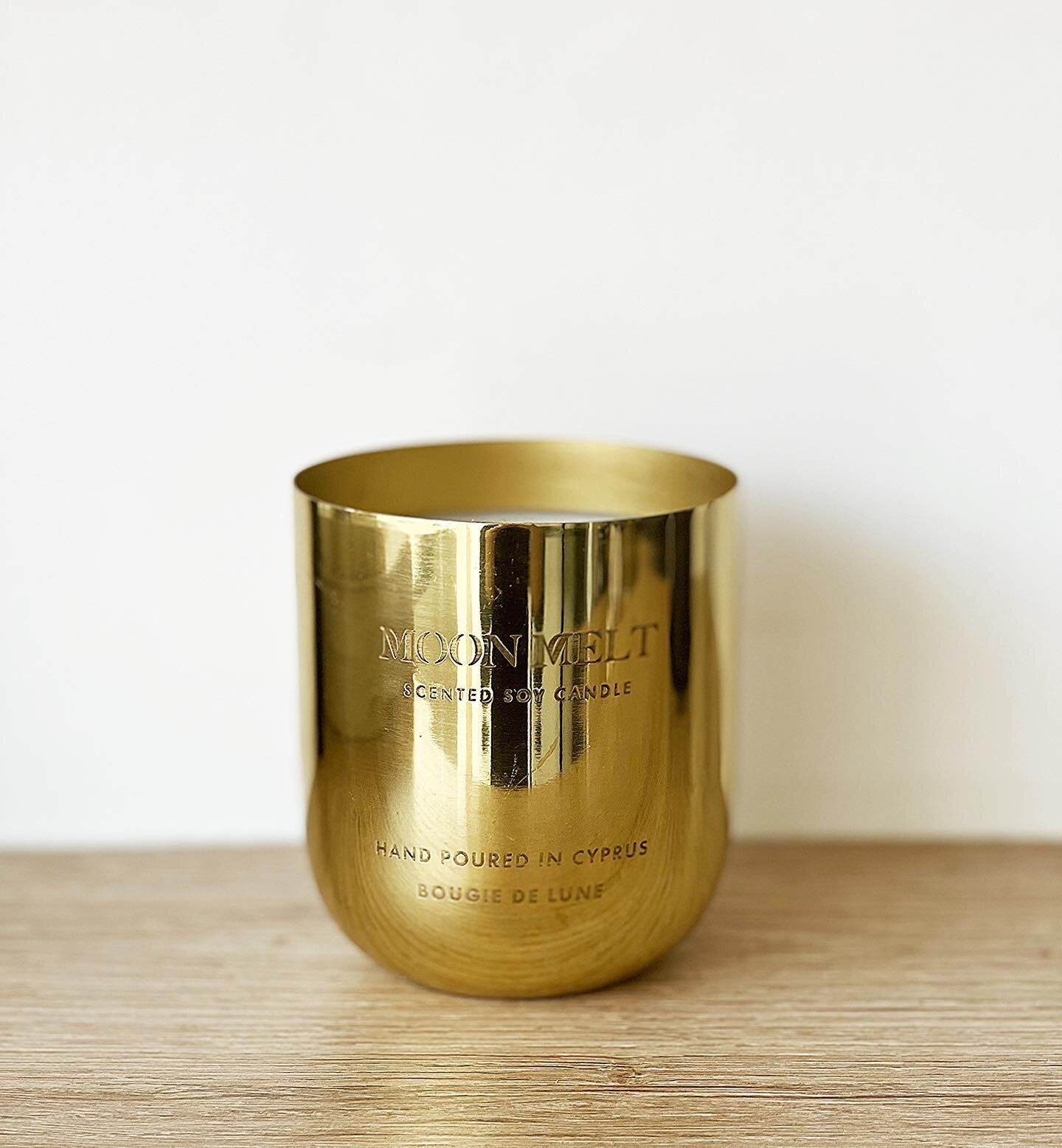 Can we take a moment to appreciate our new addition // a premium engraved metal container in gold finish? ✨

I also wanted to thank everyone for the love and support you&rsquo;ve shown my brand for the past year but also for the encouragement with an