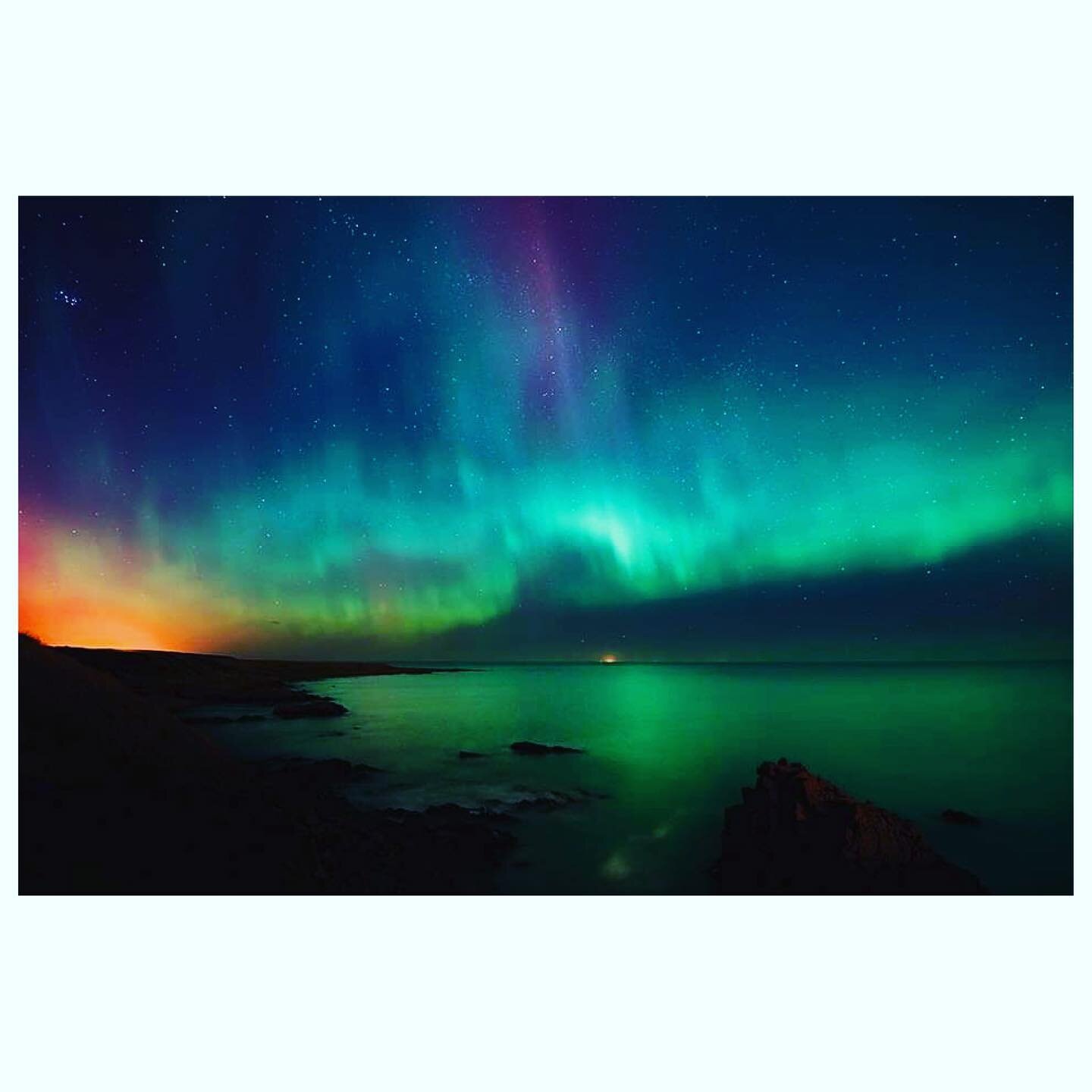 Who doesn&rsquo;t love the Northern lights ? #ig_scotland #scotlandgreatshots #sunset #visitscotland #scotlandgreatshots #visitaberdeenshire 
#scotlandscenery #wonderlustscotland #thisisscotland #scottishcoast #ABDNwillwait #beautifulABDN #thisisscot