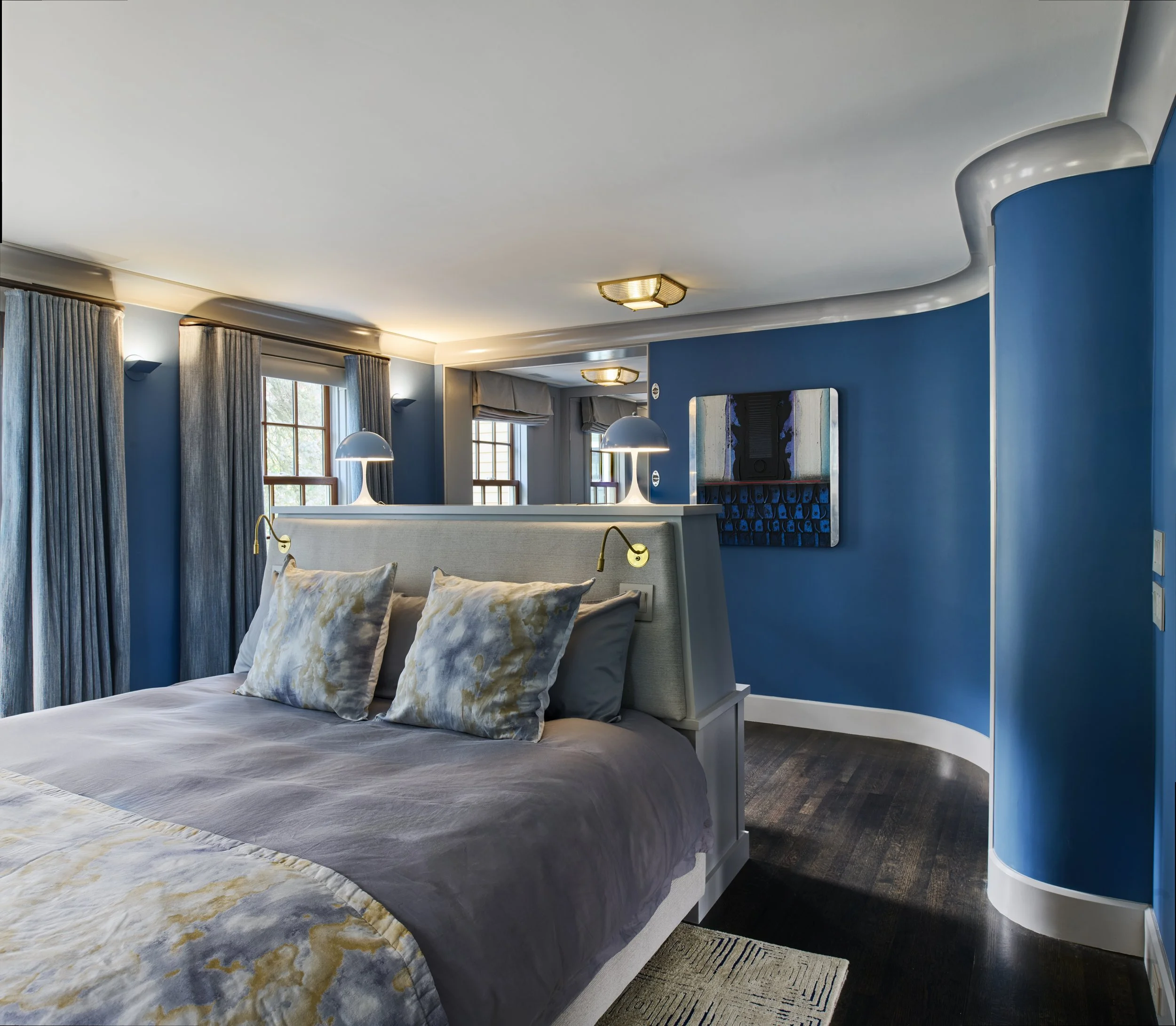 The incredible curved walls of the Master Suite