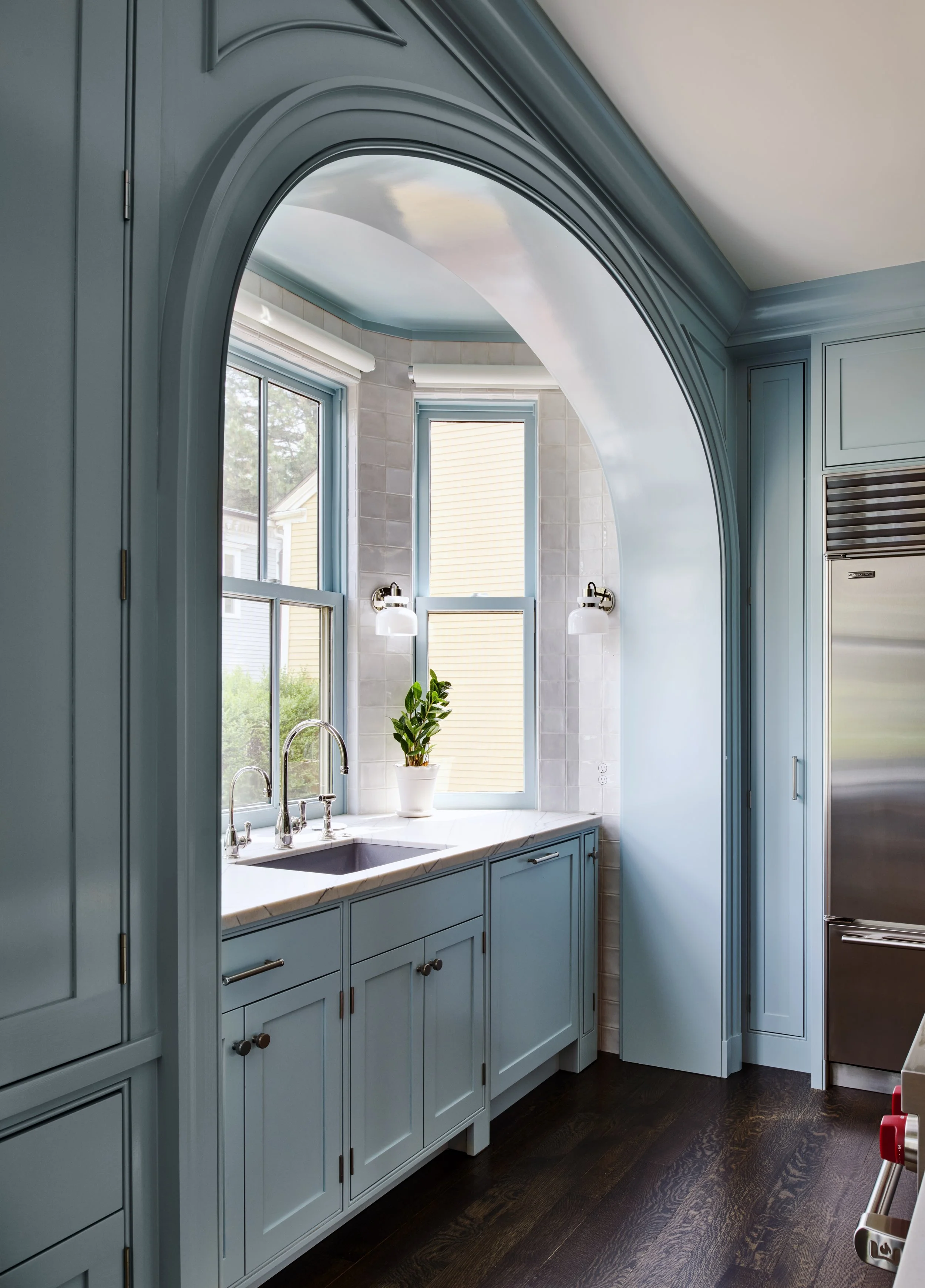 Kitchen sink alcove