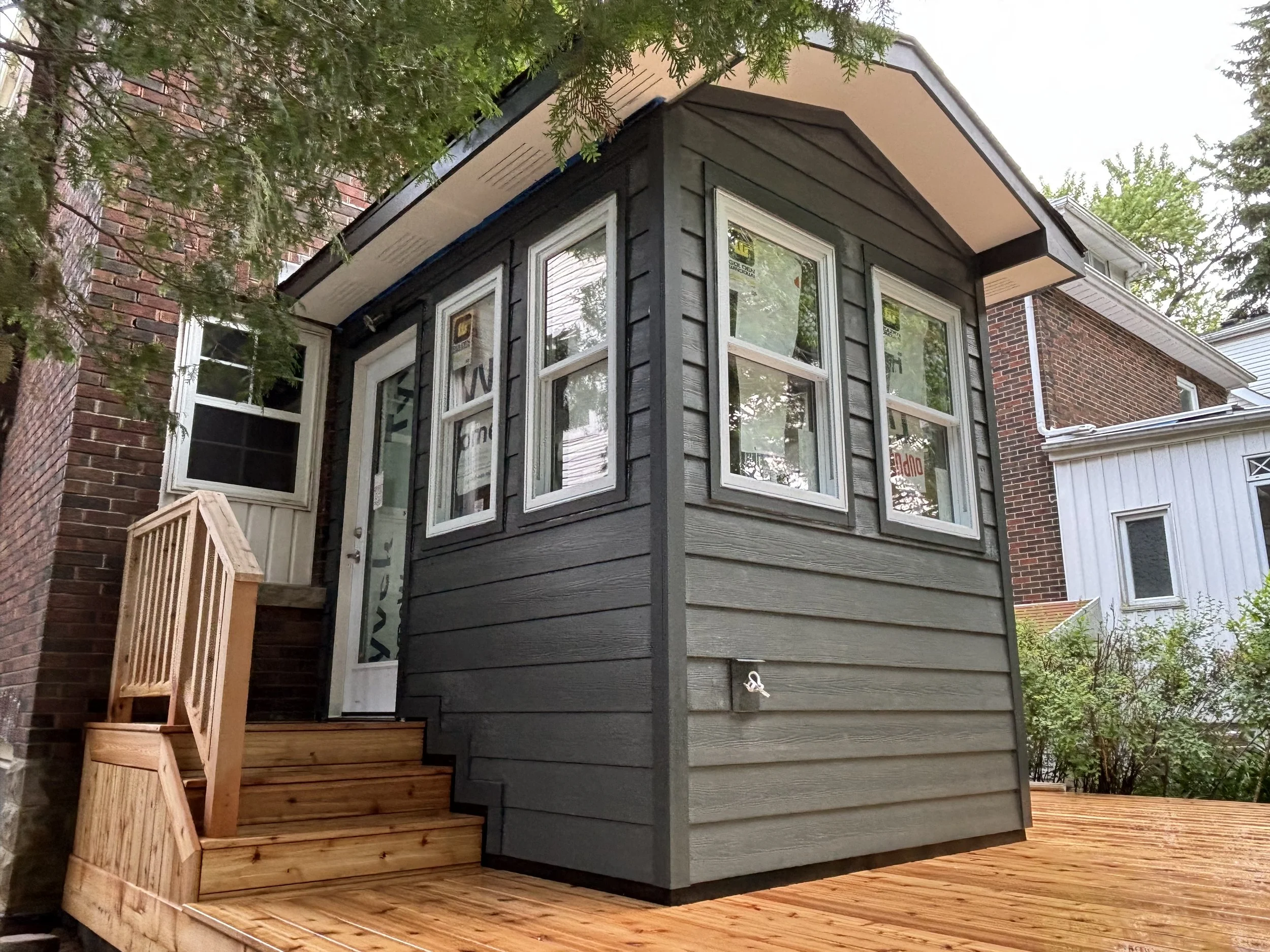 hardie board siding, cedar deck, railing
