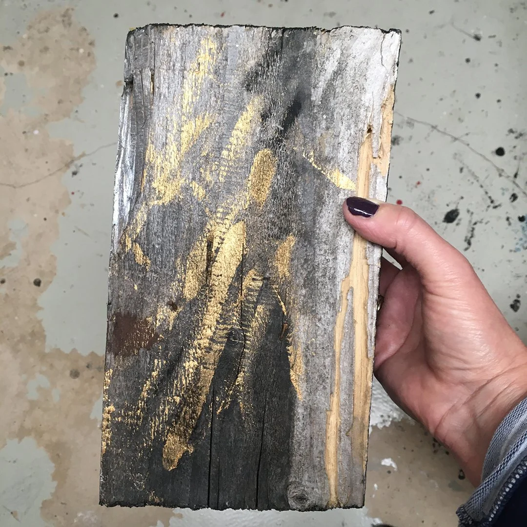 Where Are You Running From?

2025
acrylic on upcycled plank

.
.
.

#visualartist #votindora #hungarianartist #votindo #artinbudapest #contemporary_art #lessismore #acrylicartwork #k&eacute;pzőműv&eacute;sz #festőműv&eacute;sz #budapesthungary #mixed