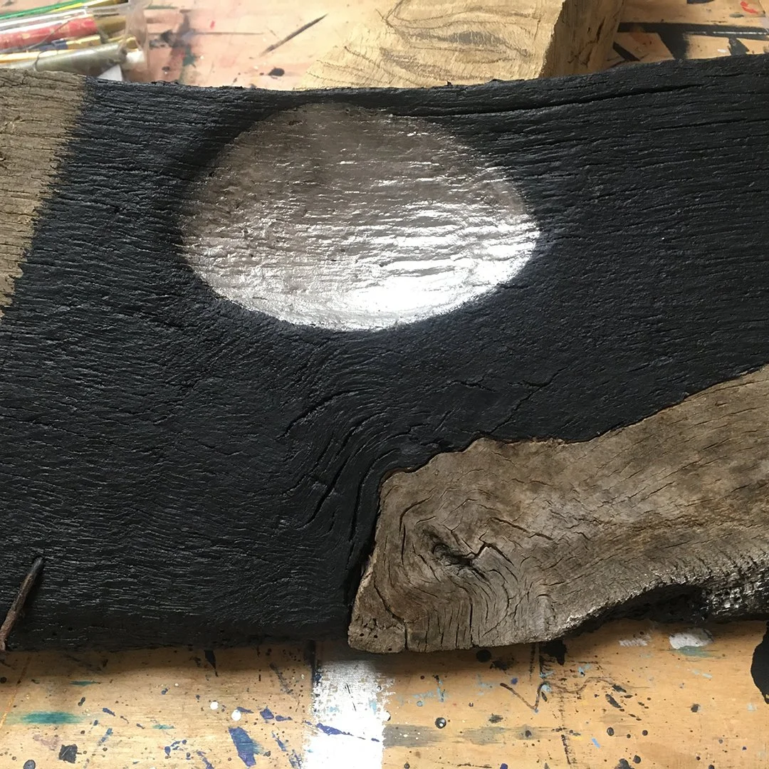 Cry
2025
acrylic on upcycled plank

#visualartist #votindora #hungarianartist #votindo #acrylicartwork #k&eacute;pzőműv&eacute;sz #budapesthungary #mixedmedia #upcycledplank #mixedmedionwood #sustainability #festőműv&eacute;sz #visualart #plankart #n