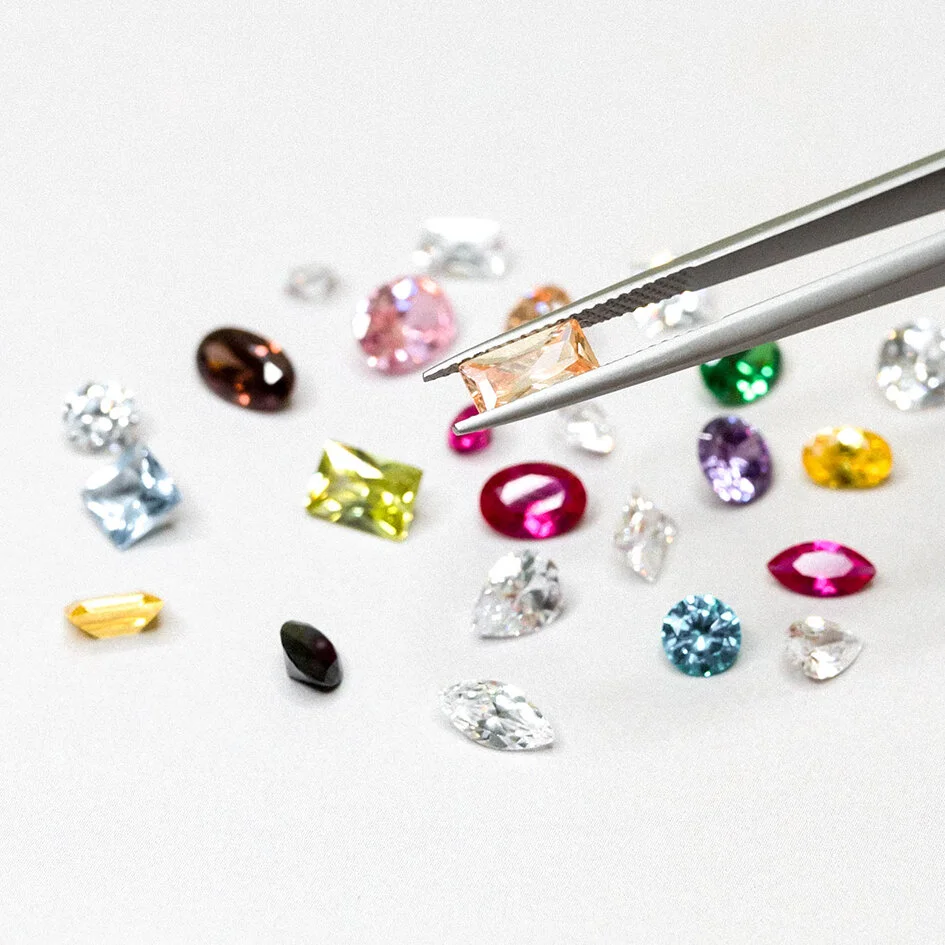 laboratory-grown diamonds and gemstones used by the ethical jeweler De Vree in Antwerp