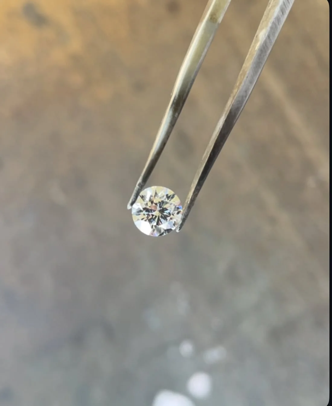 About our sustainable lab diamonds.💎👇🏼

⛏️ The mining of natural diamonds is very damaging to our environment (land degradation, water supply, etc.) and to the workers (human rights exploitation). That&rsquo;s why we prefer working with lab grown 