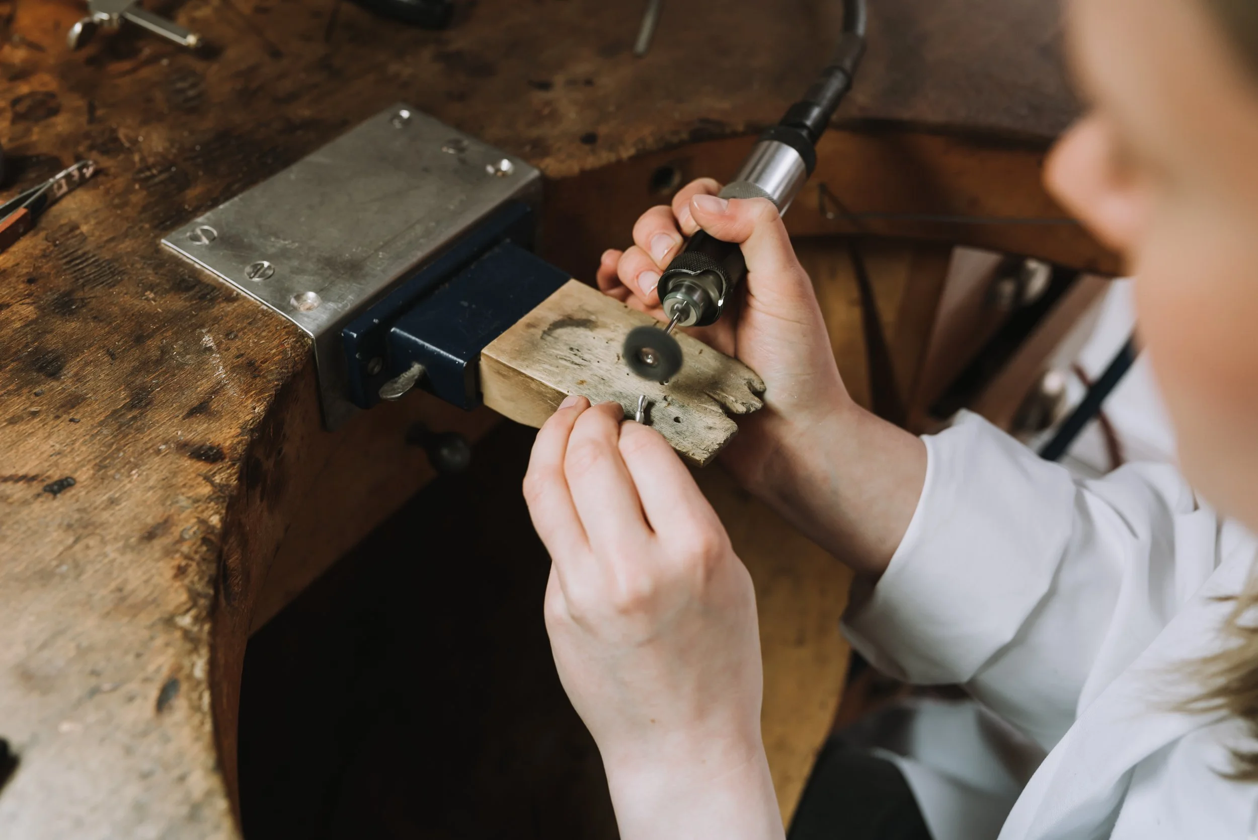 Ambachtelijke en duurzame sieradenontwerper in Antwerpen