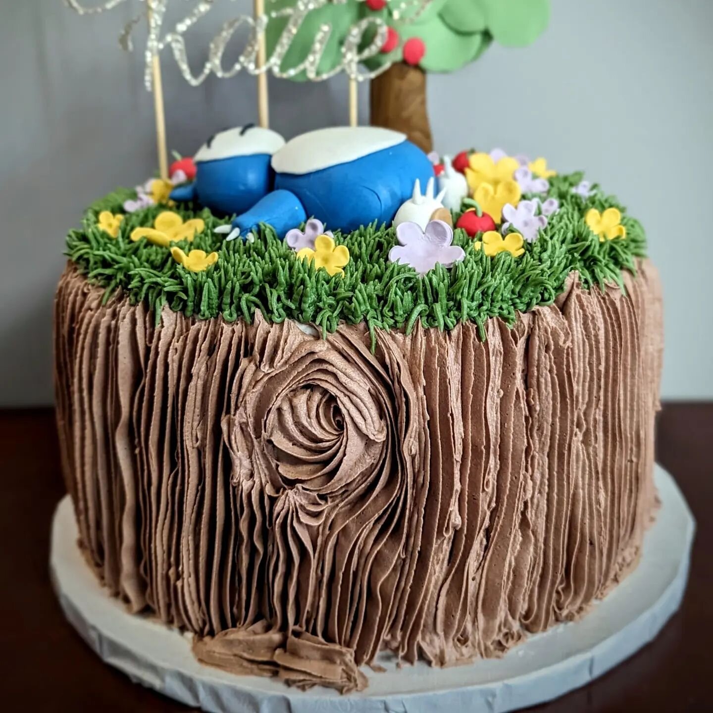 Pokemon Snorlax Cake

#pokemon #snorlax #pokemoncake #snorlaxcake #cakedecorating #cake #birthdaycake