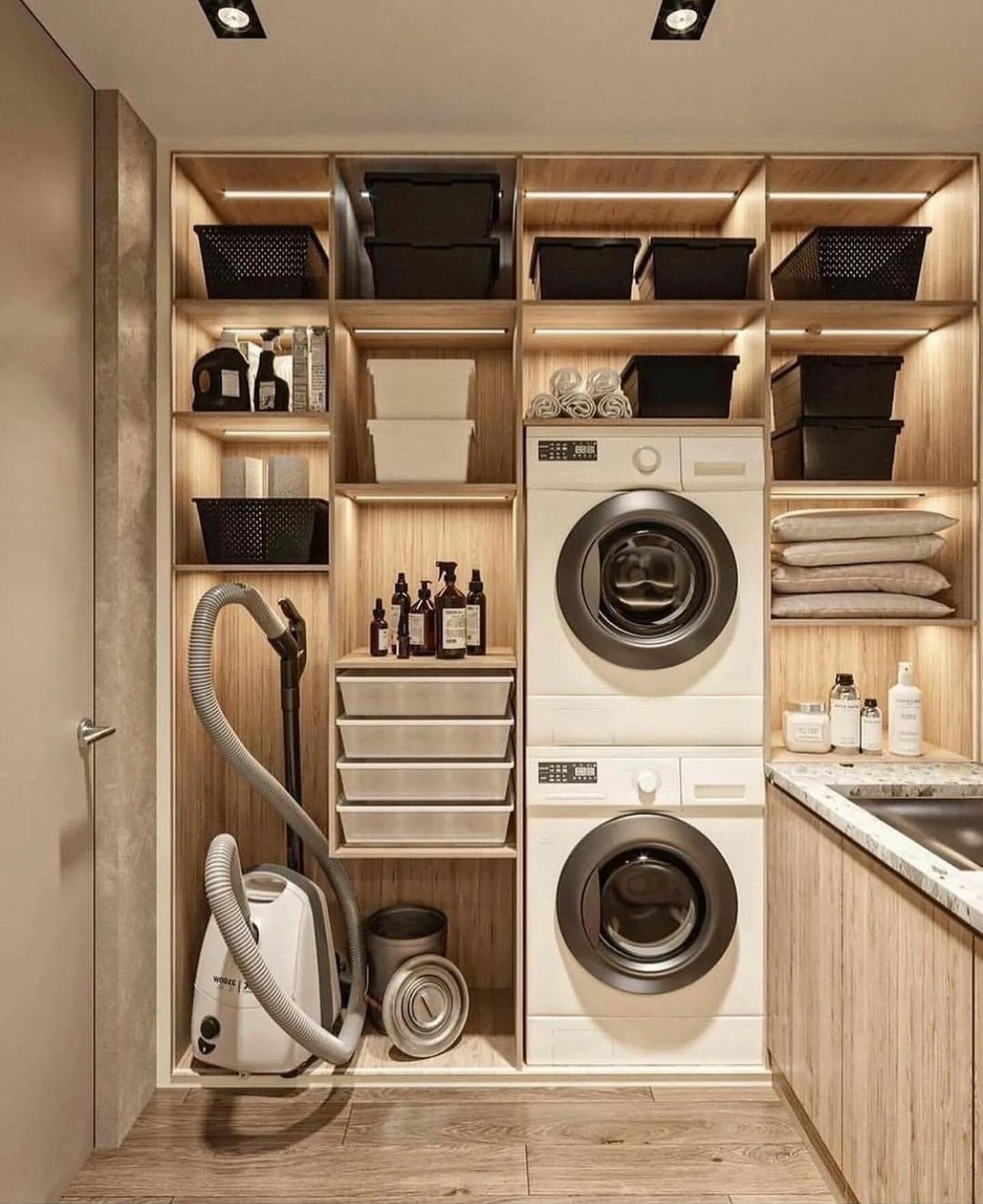 Some rainy day inspiration and compact utility/laundry room storage done right: 
⠀⠀⠀⠀⠀⠀⠀⠀⠀
✅ space for the vacuum cleaner
✅ drawers for laundered items such as socks &amp; T shirts
✅ Open baskets for backstock e.g kitchen rolls
✅ Stacked lidded boxes