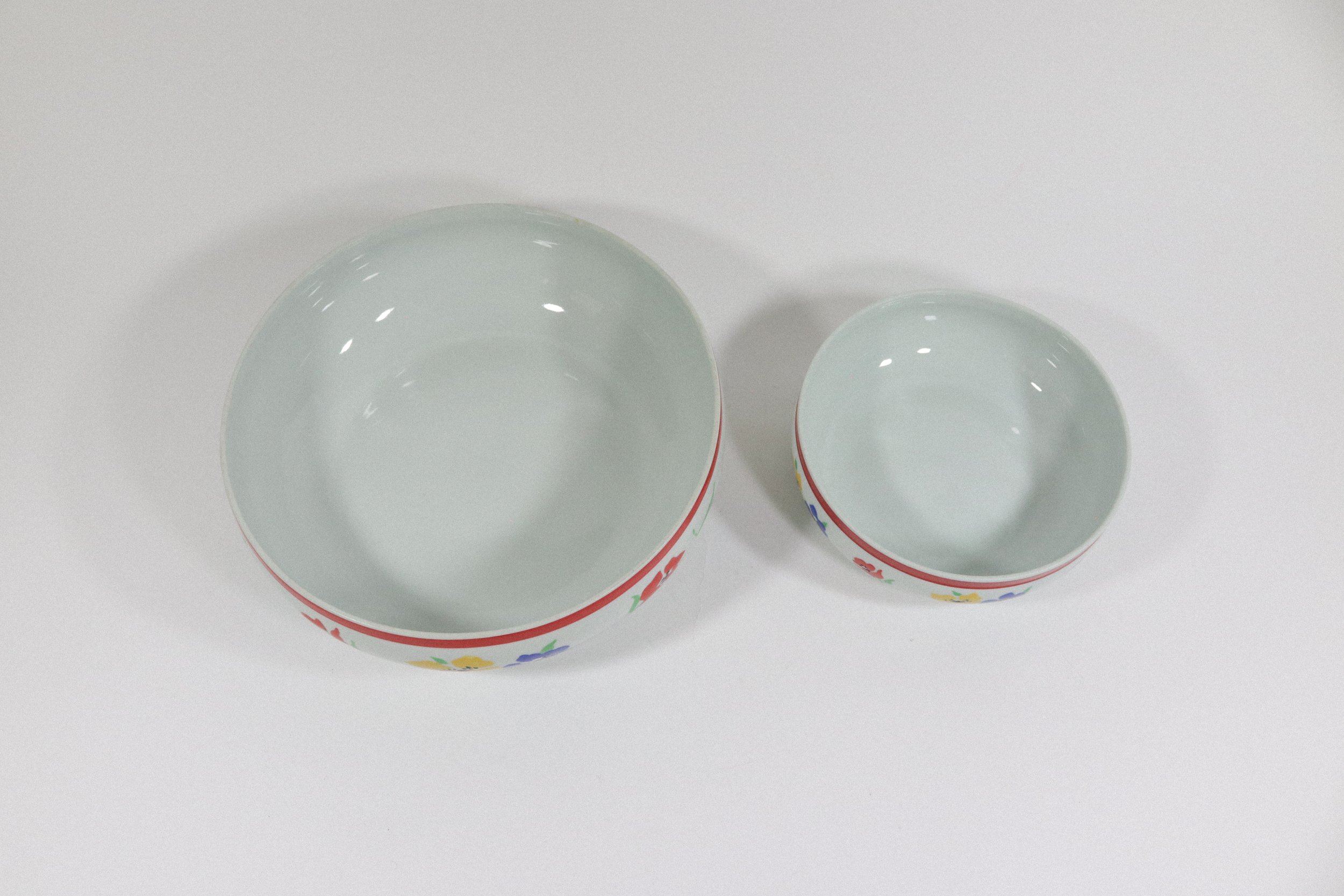 Vintage (1970s) Hearthstone Block Vista Alegre ceramic bowl set with blue, yellow, and red floral design. The set includes four soup bowls and one large serving bowl. Made in Portugal.