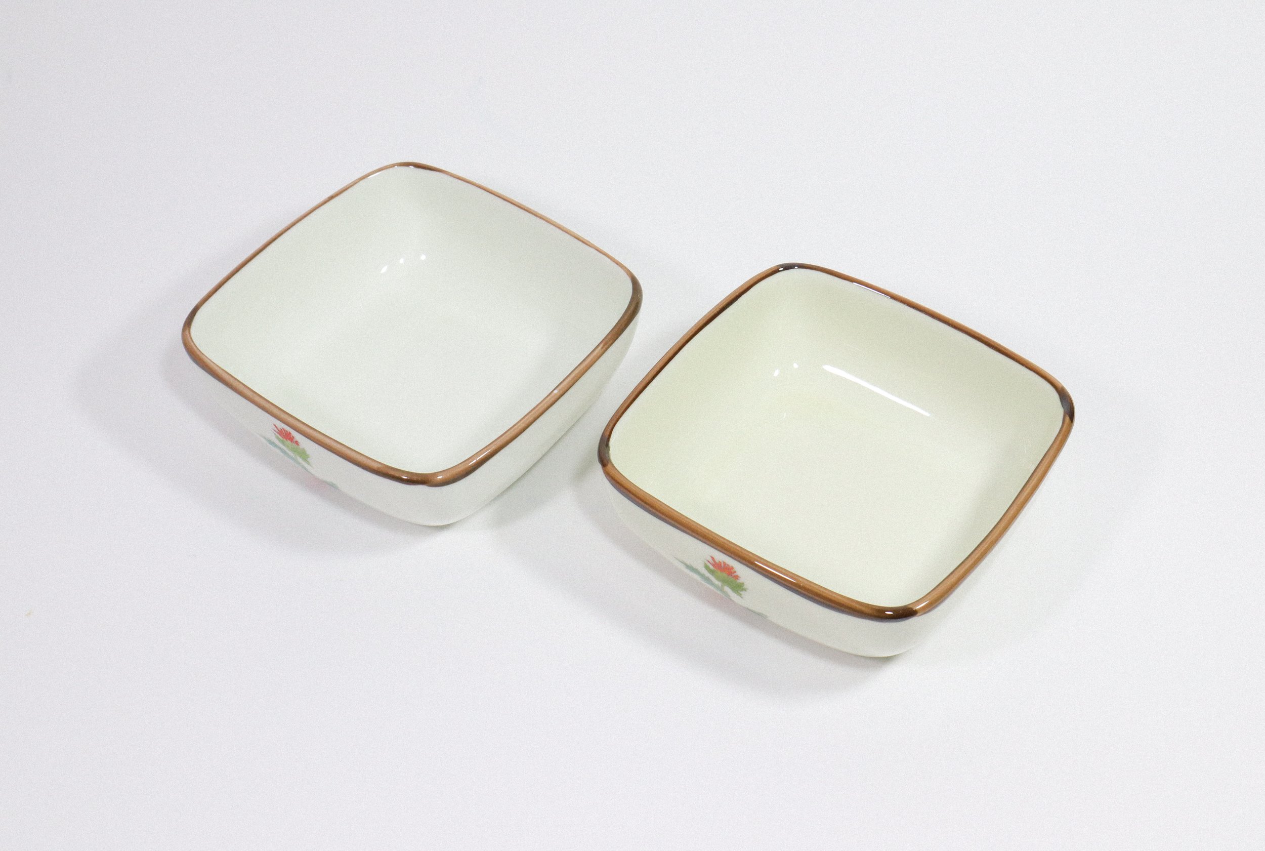 Vintage pair of Benihana rice bowls with hand-painted red flower design.