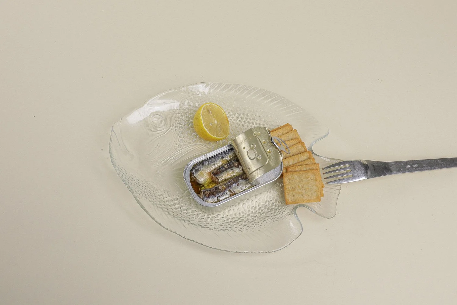 Vintage set (4) of Arcoroc France clear glass fish plates.