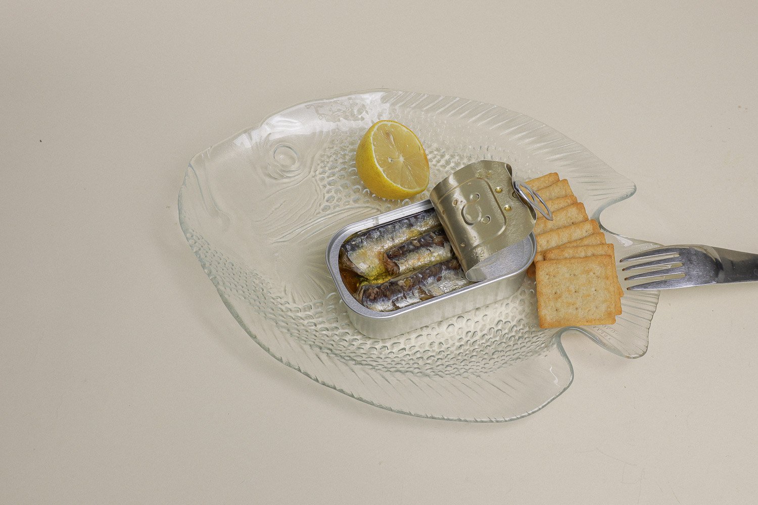 Vintage set (4) of Arcoroc France clear glass fish plates.