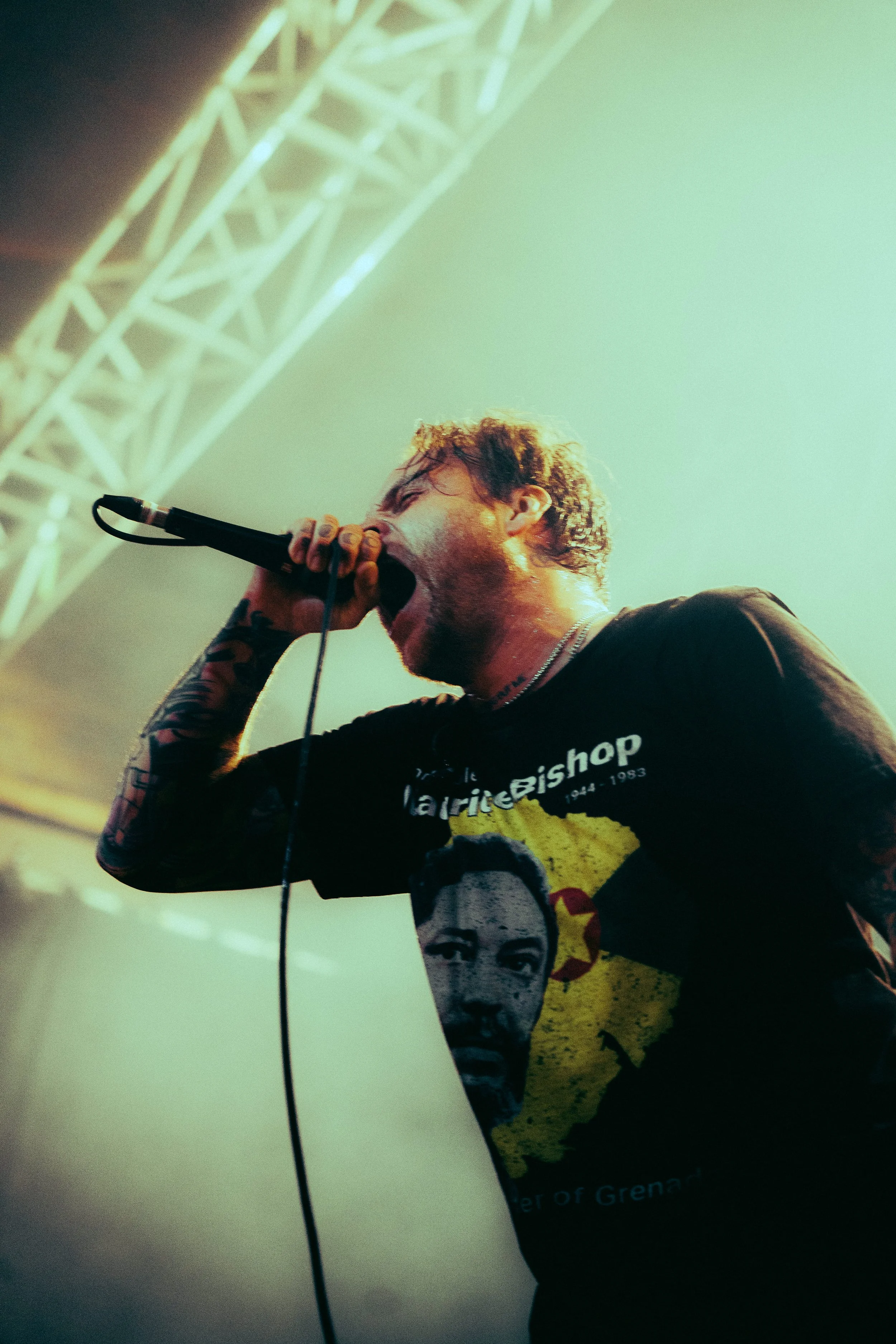 Stick to you guns -50.jpg