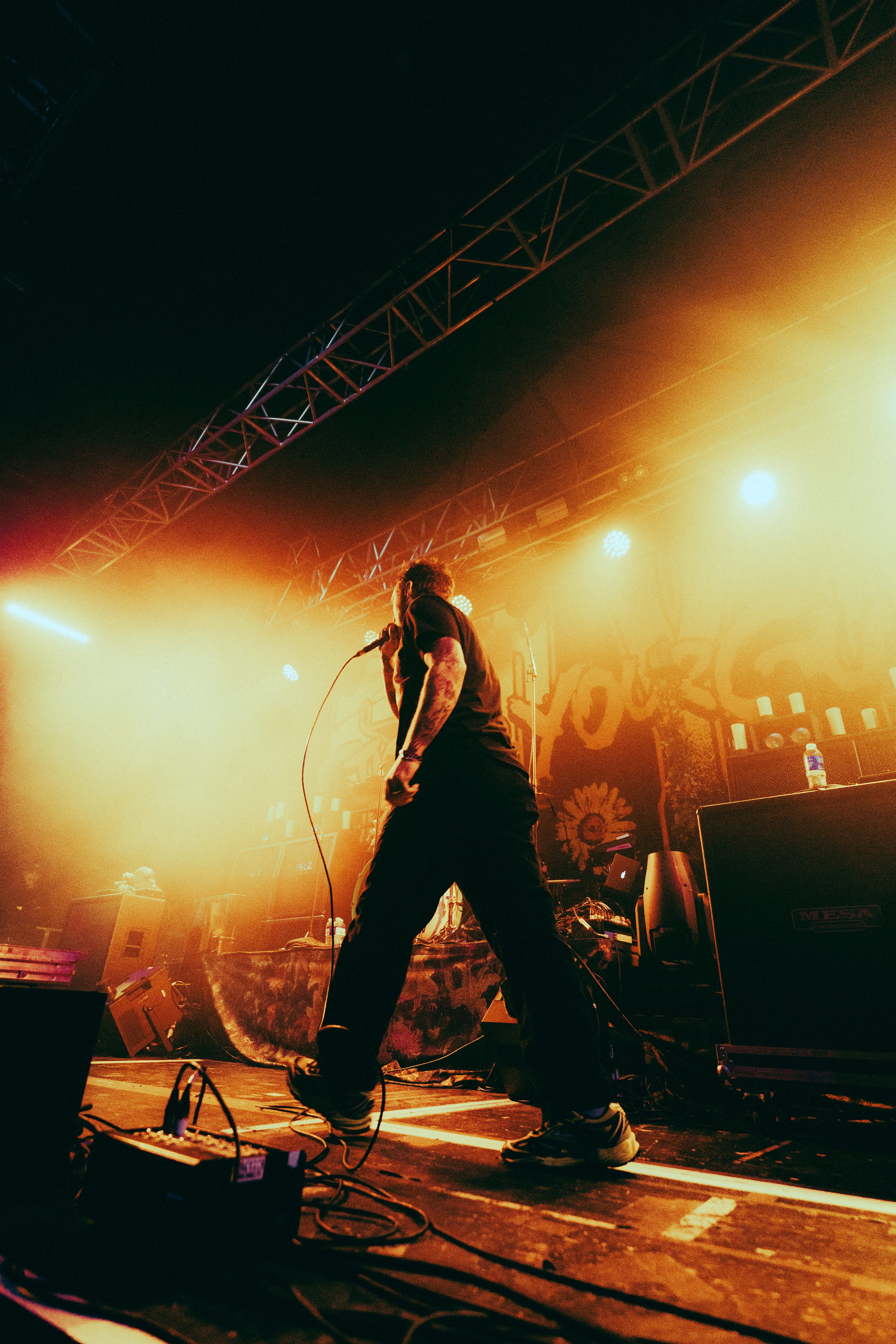 Stick to you guns -6.jpg