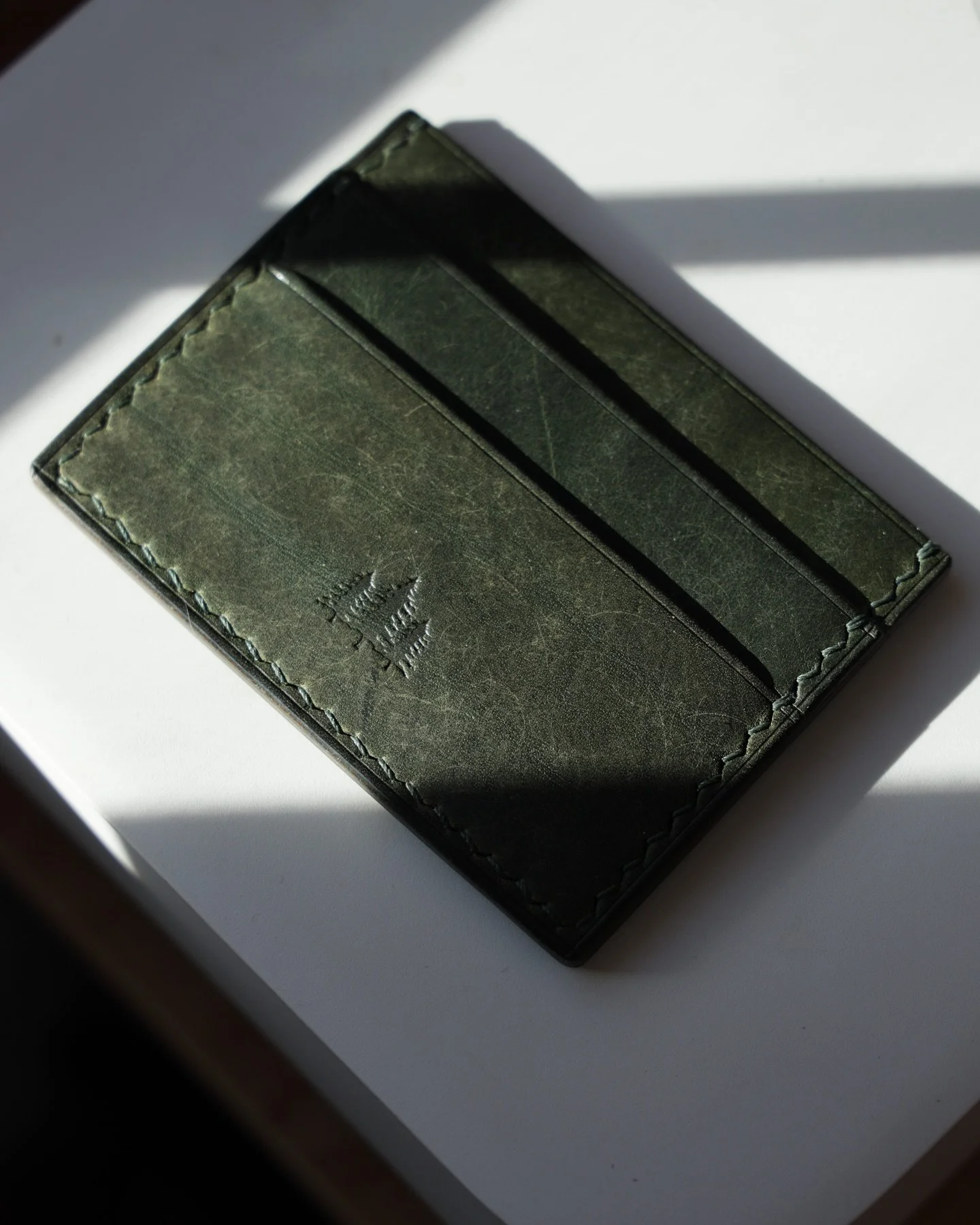 5 pocket card wallet in Pine 🌲
&bull;
briarwoodleather.com