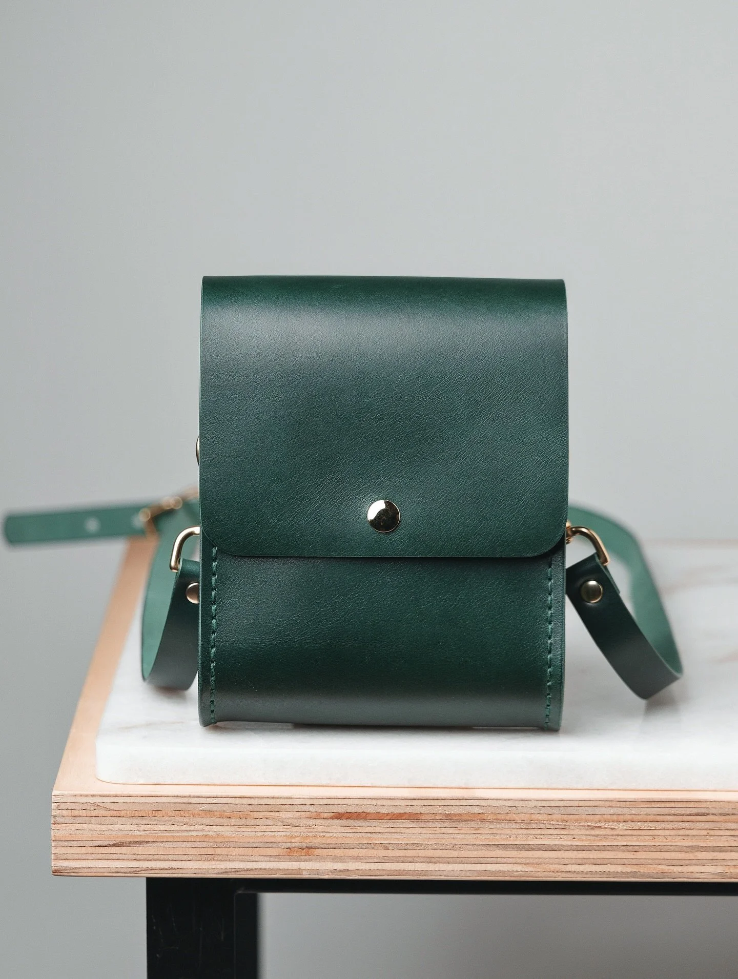 Windsor in Evergreen🌲
&bull;
briarwoodleather.com