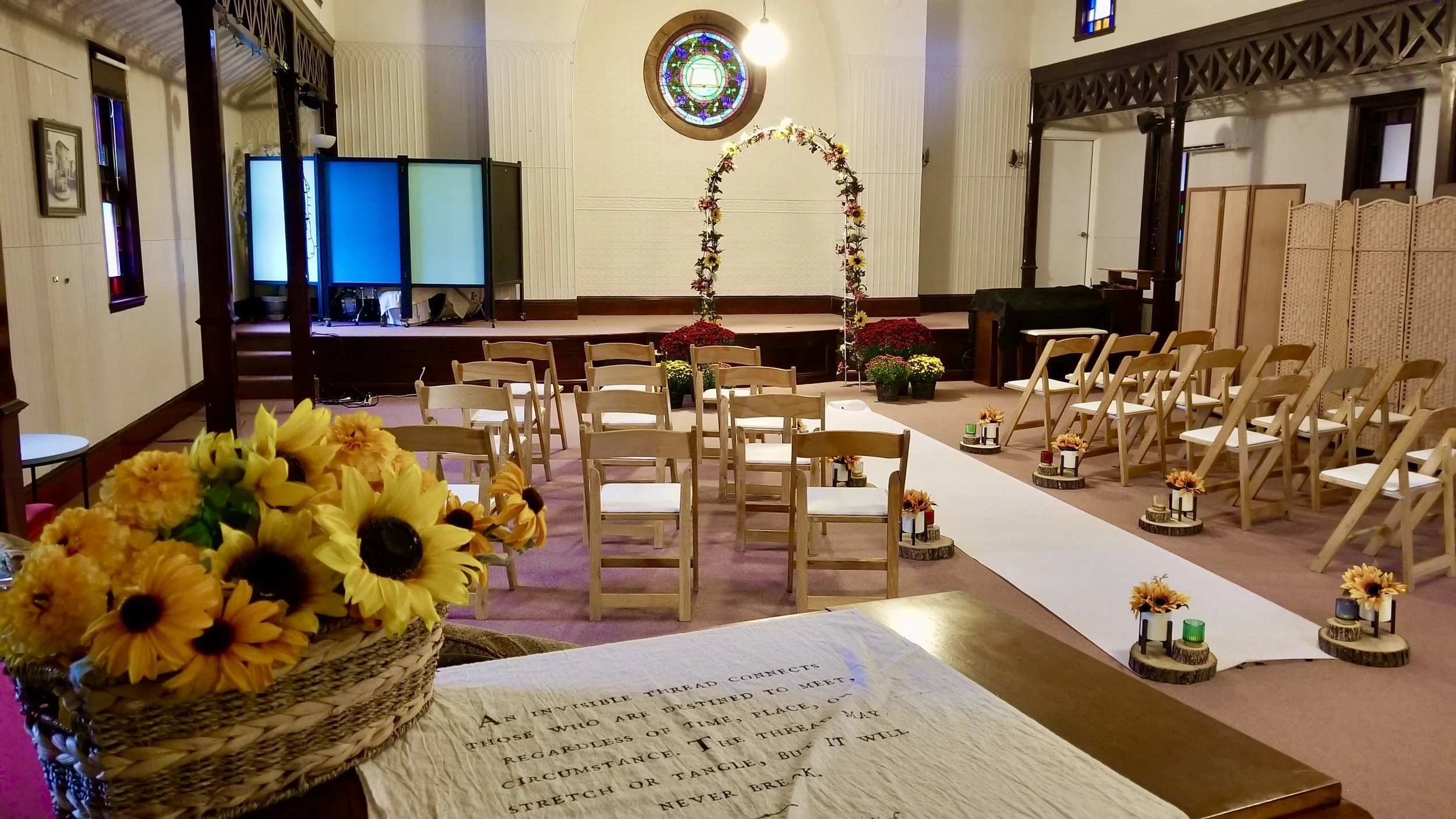 A beautiful fall wedding ceremony