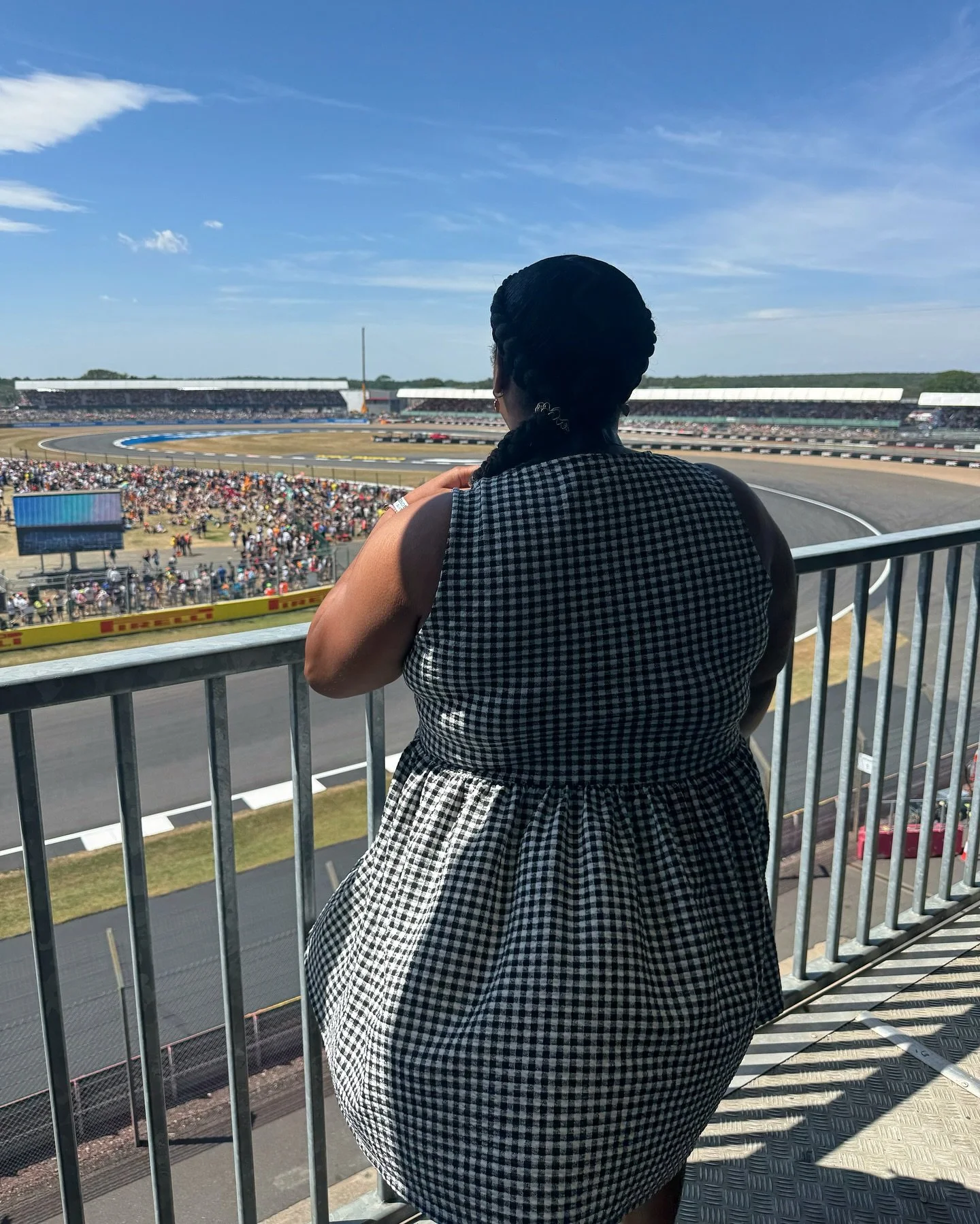 Best time ever at Silverstone 👏🏾 Thank you so much @bondisands @b_theagency 🏎️🏁

*press invite