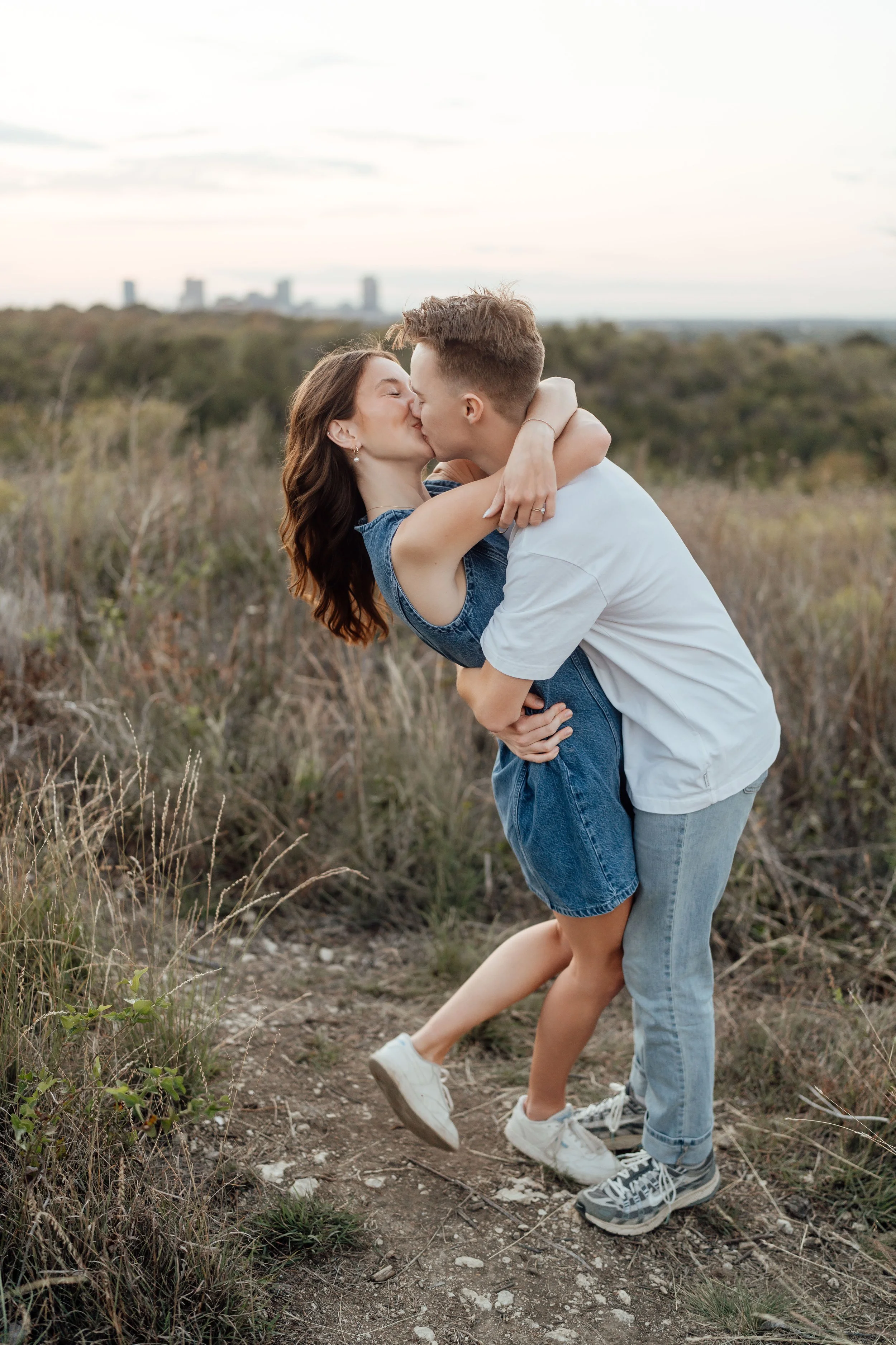 Dalanie and Tate engagement photograph 8