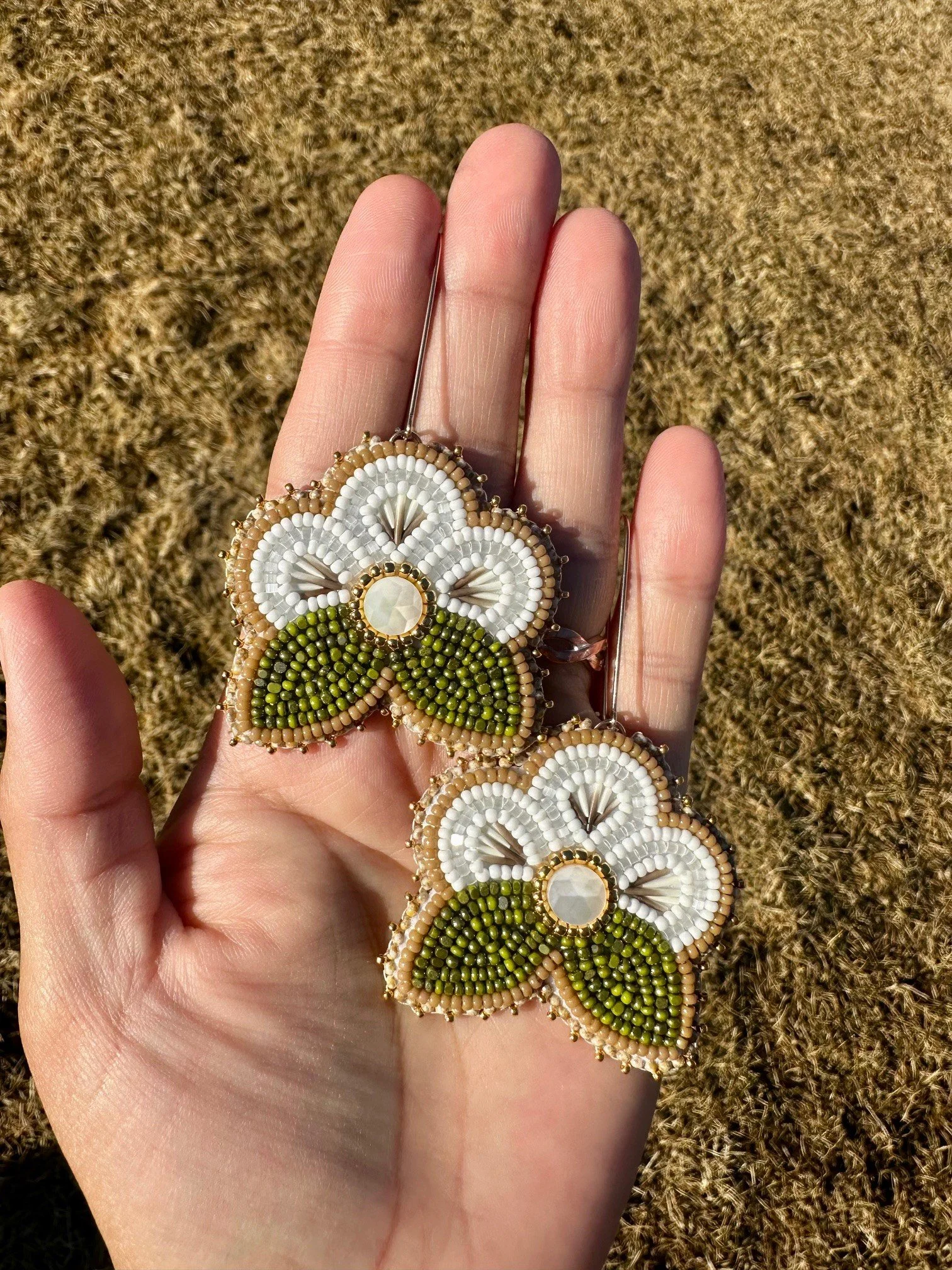 Cvltvre bead flower earrings